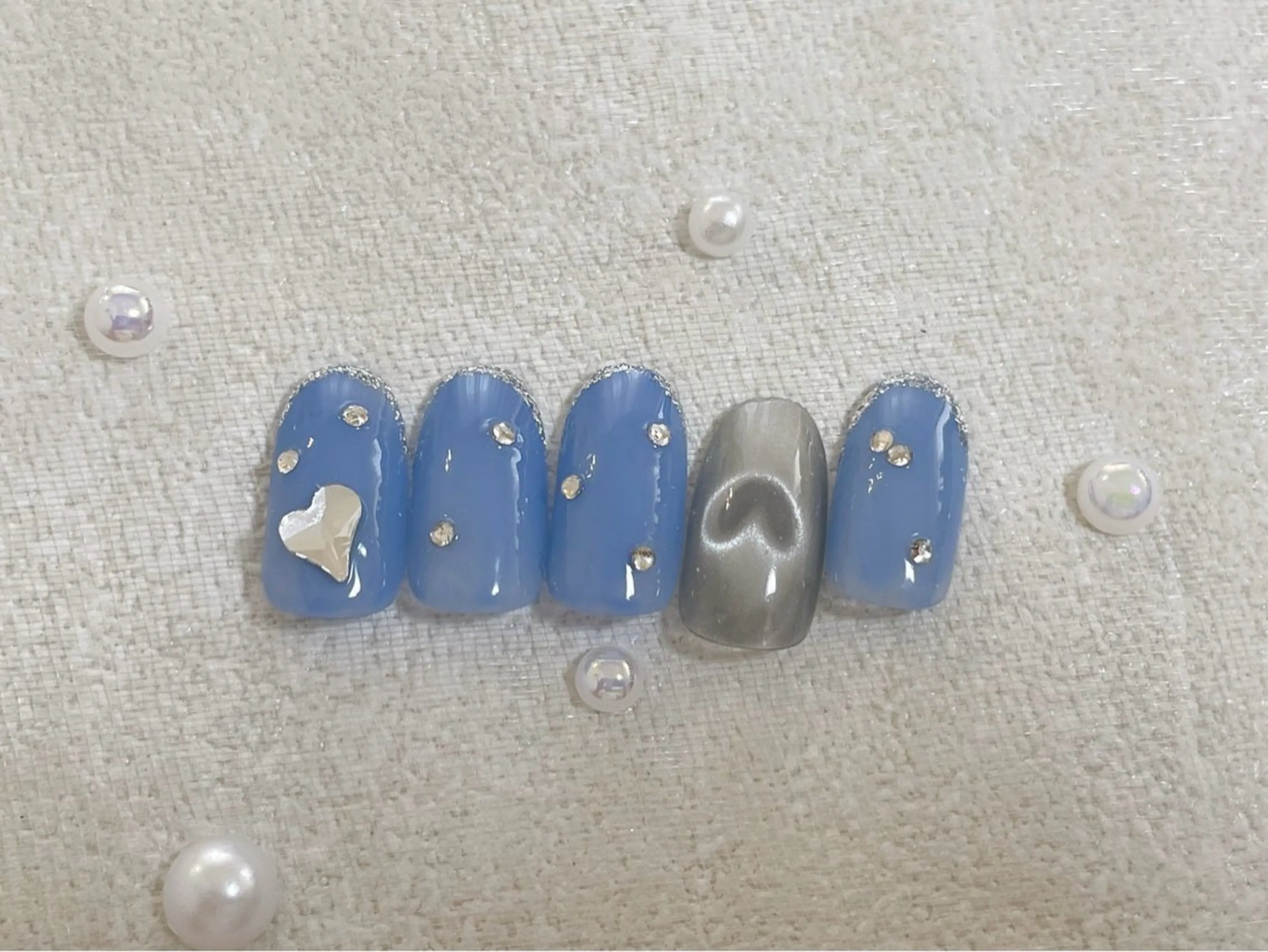 ネイル オーロラネイル ブルー フットネイル フレンチネイル ジェルネイル kiki nail たまプラーザのネイルデザイン
