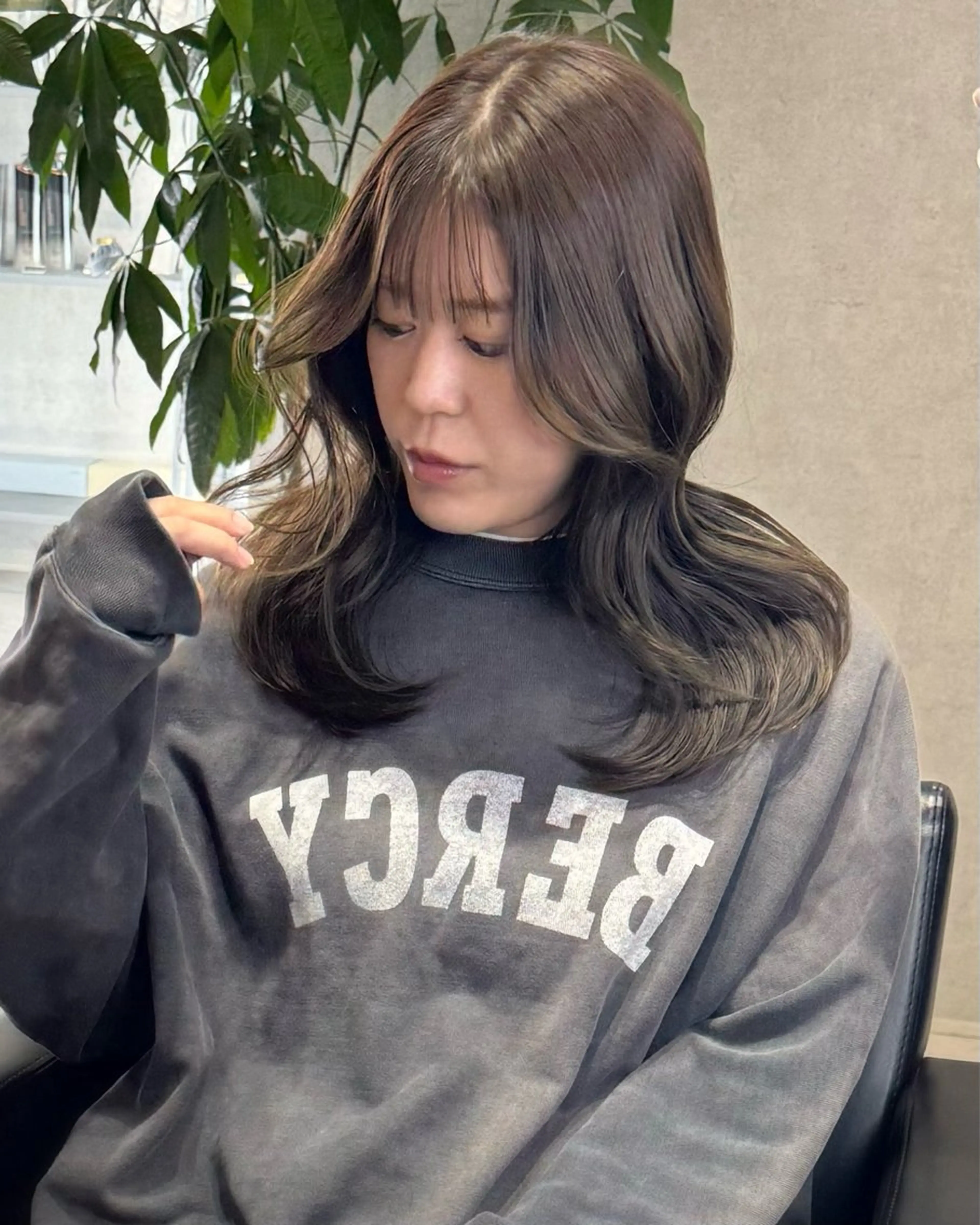 セミロング カラー ヘアアレンジ 韓国風ヘア レイヤーカット トリートメント ワンホンヘア カット ヘアカラー トリートメント アンドウ ユウ/ レイヤーカット/韓国のヘアスタイル