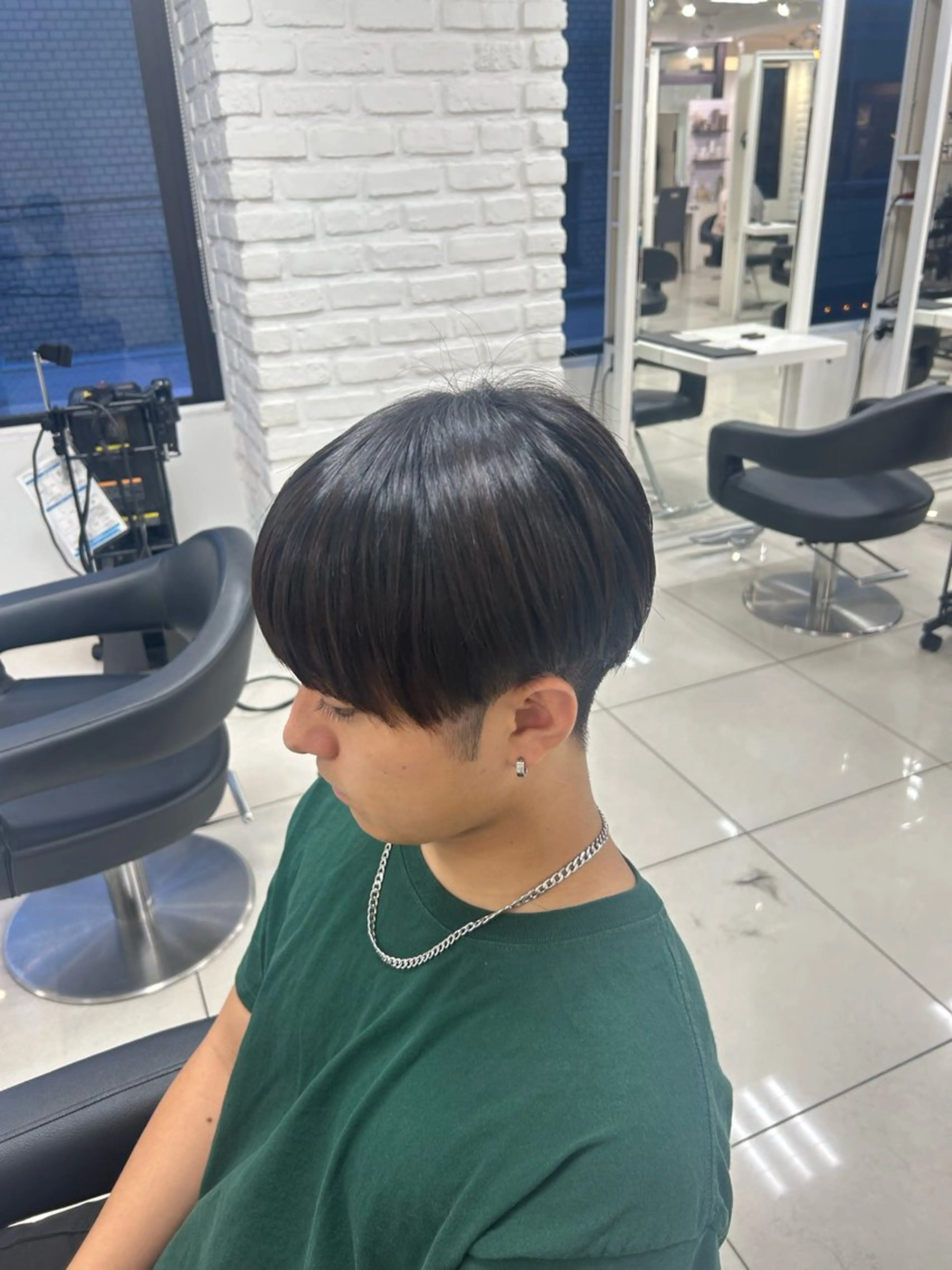 メンズ メンズブリーチ特化 🔥ハイトーンReoのヘアスタイル