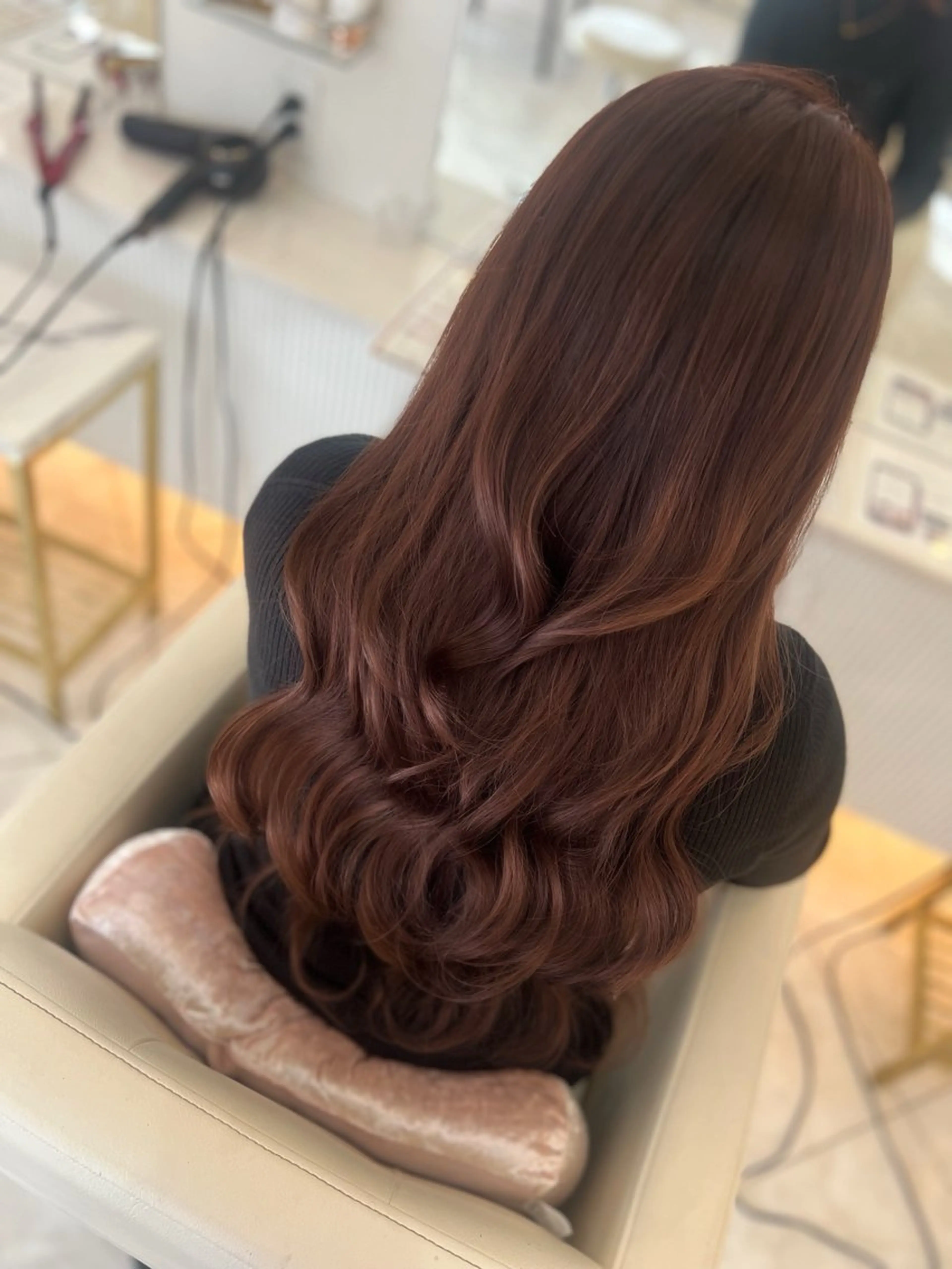 ロング カラー ブリーチ ハイトーンカラー 髪質改善 トリートメント 高野 慧成のヘアスタイル