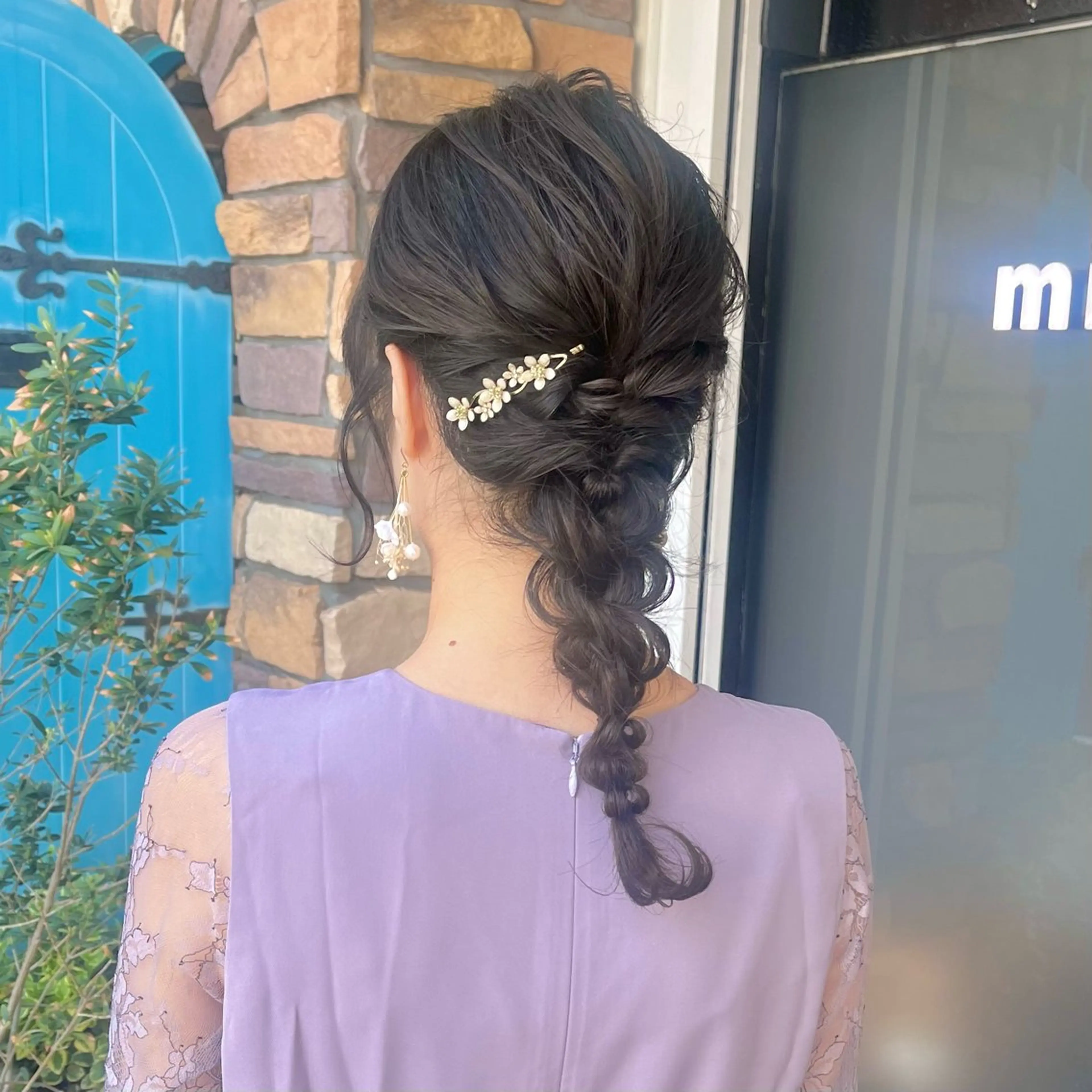 セミロング ヘアアレンジ 伊藤 玲衣のヘアスタイル