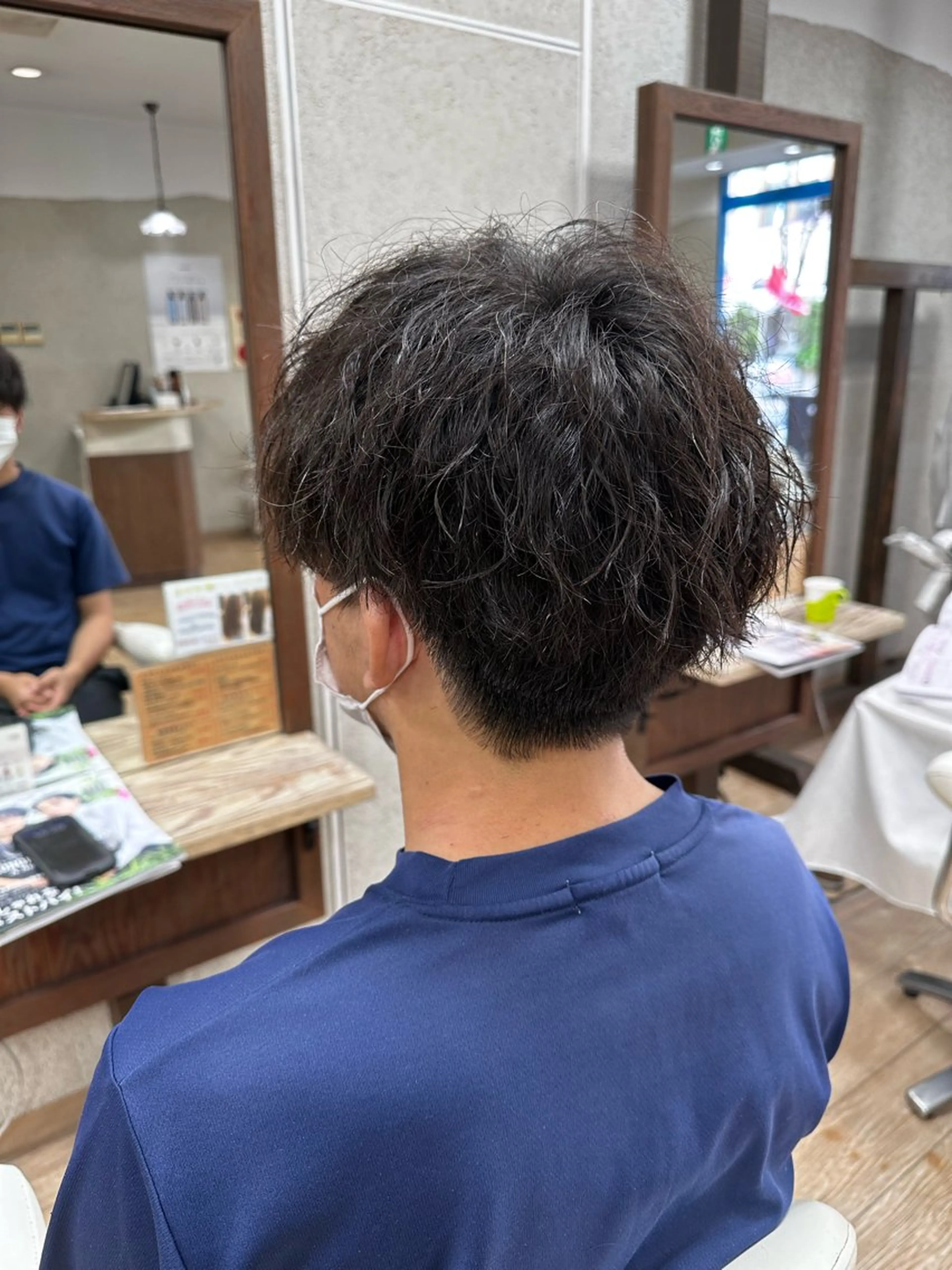 ショート メンズ メンズパーマ メンズツイストパーマ ツイストパーマ カット パーマ 阿部 美咲のヘアスタイル