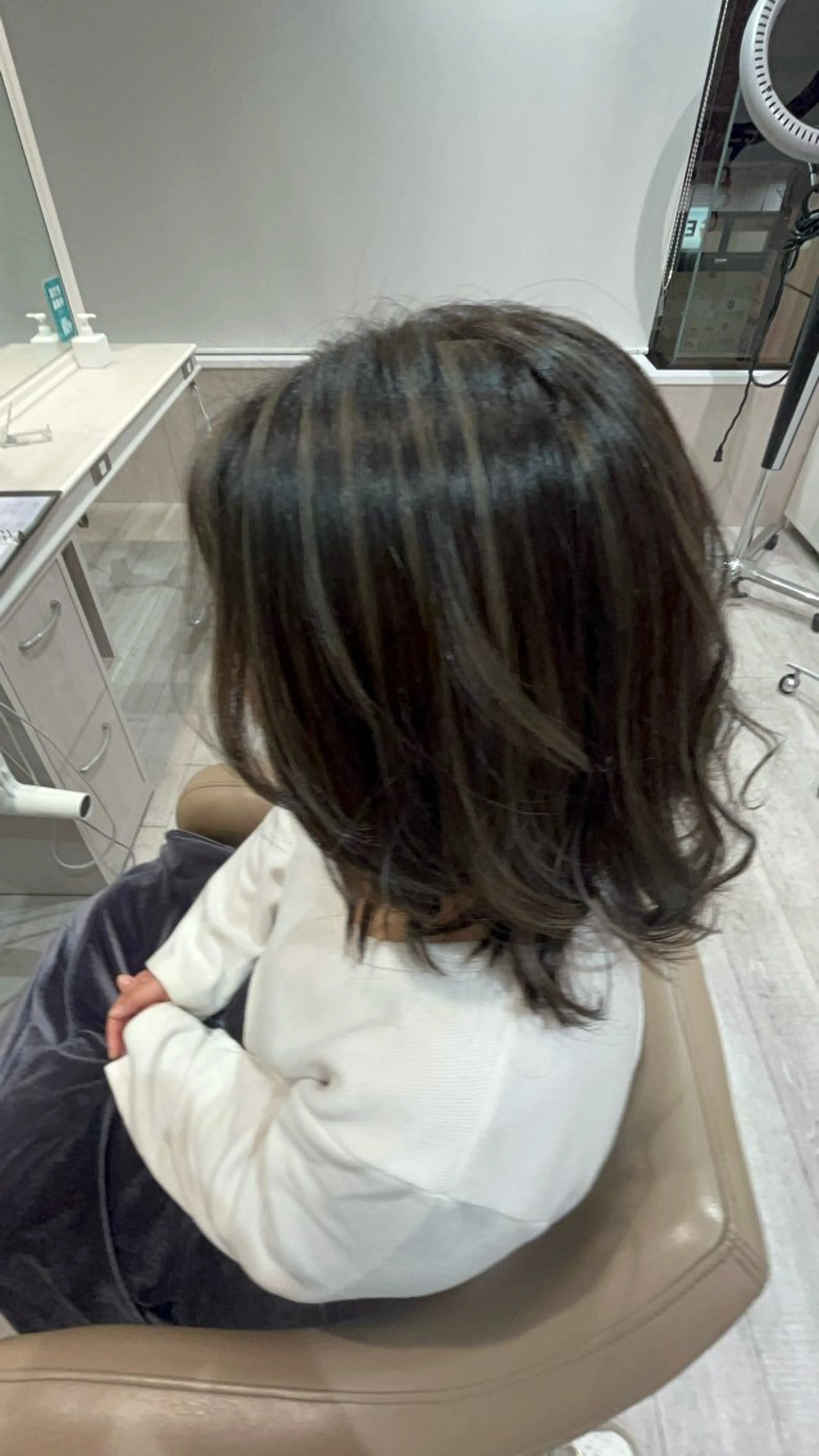 セミロング カラー ハイライトカラー ハイライト 🎀mika モデル募集中🎀のヘアスタイル