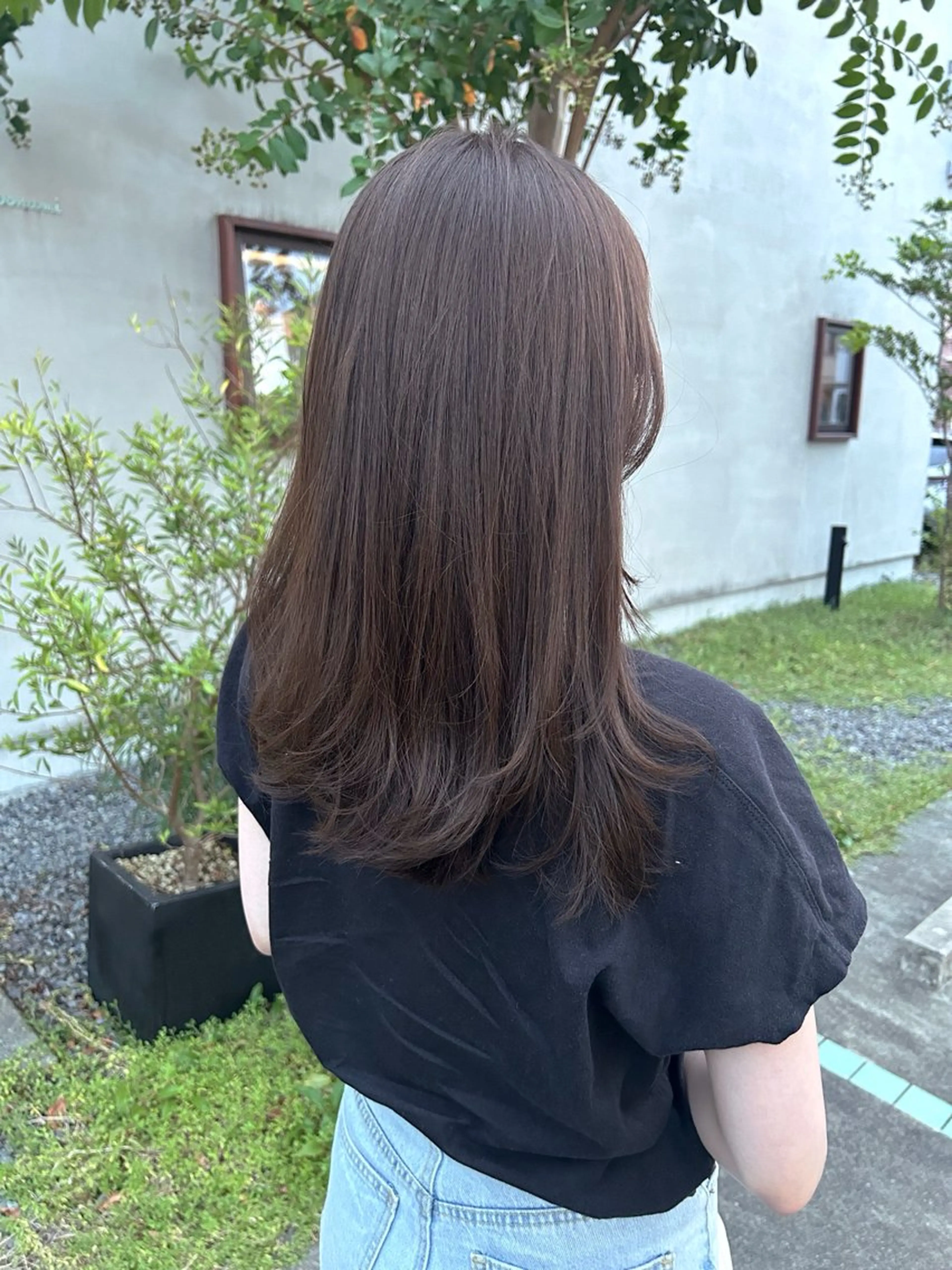 セミロング カラー monami 鈴木 茉由奈のヘアスタイル
