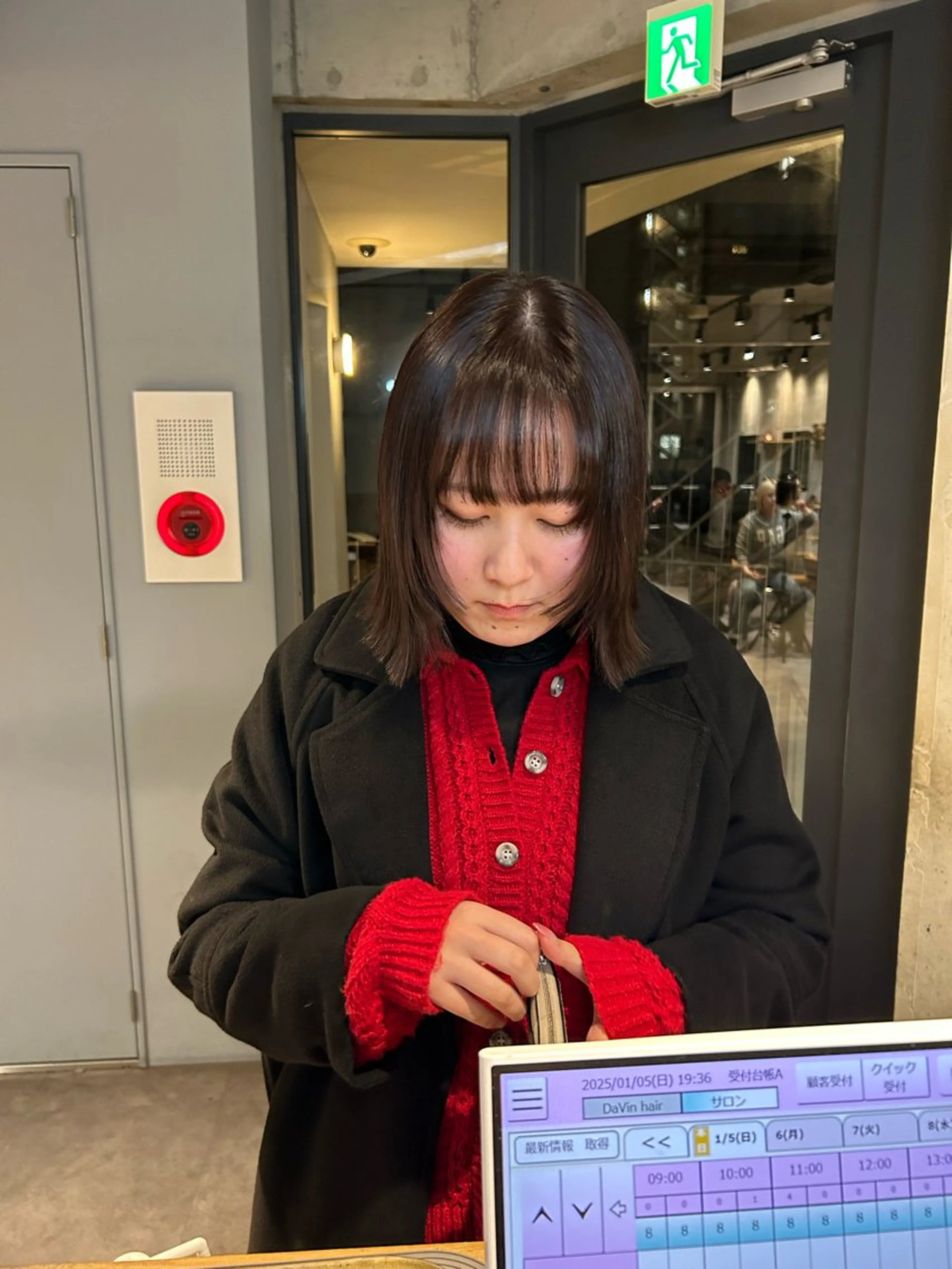 ショート カラー バイオレットカラー デザインカット 顔周りカット 葉月/ボブ/ 透明感カラー／中目黒のヘアスタイル