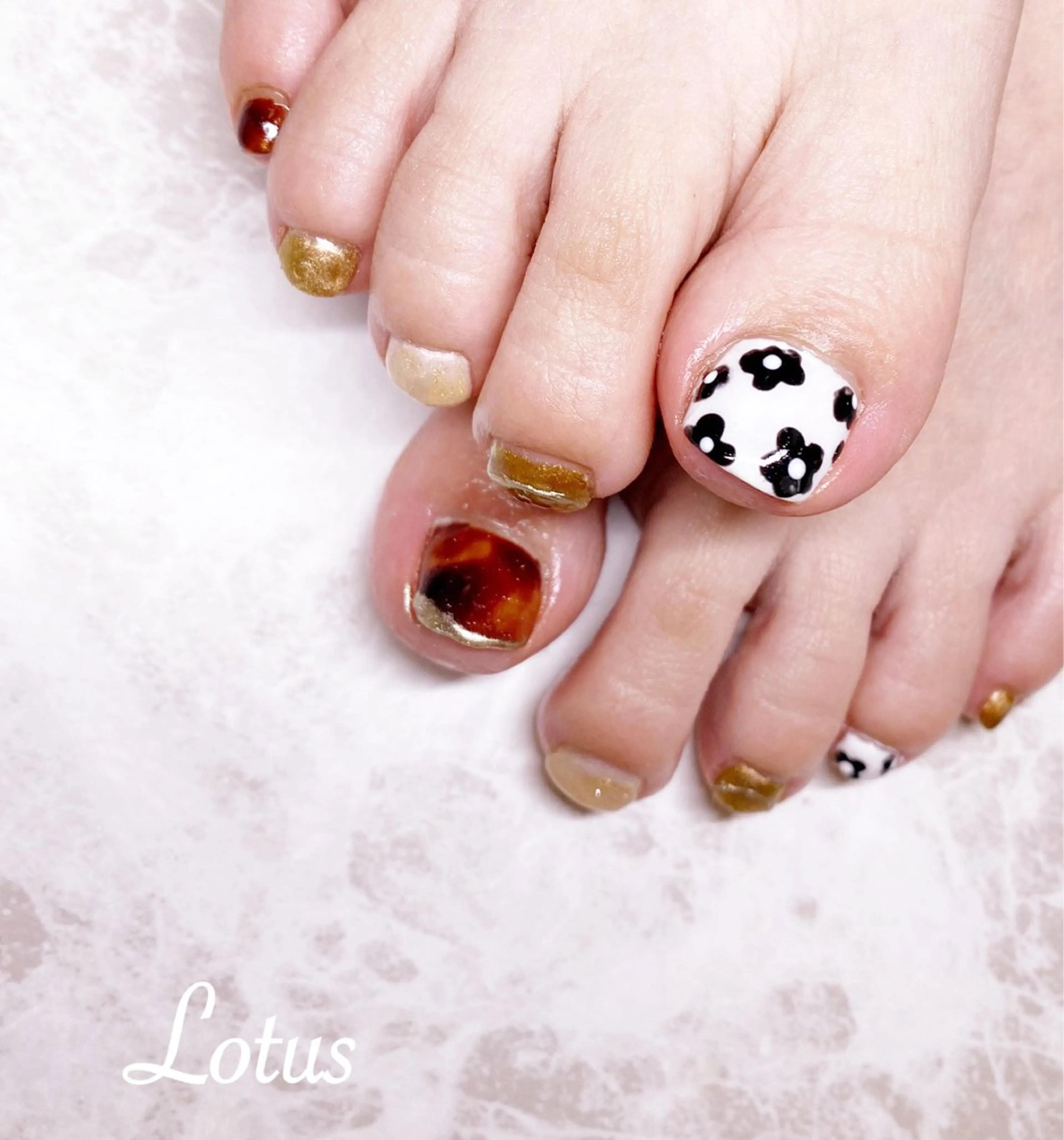 ネイル フットネイル ネイル＆脱毛 Lotus🌸のネイルデザイン