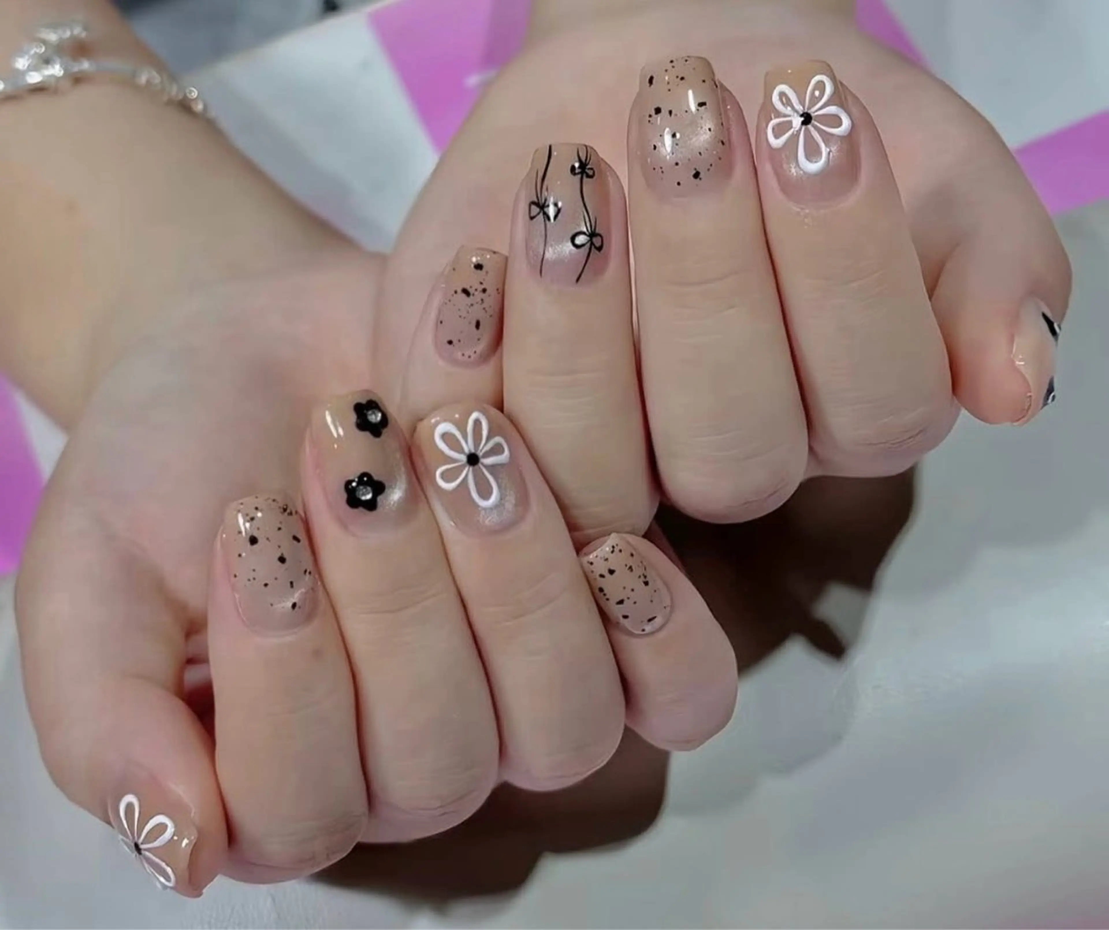 ネイル Minette nailHuongのネイルデザイン