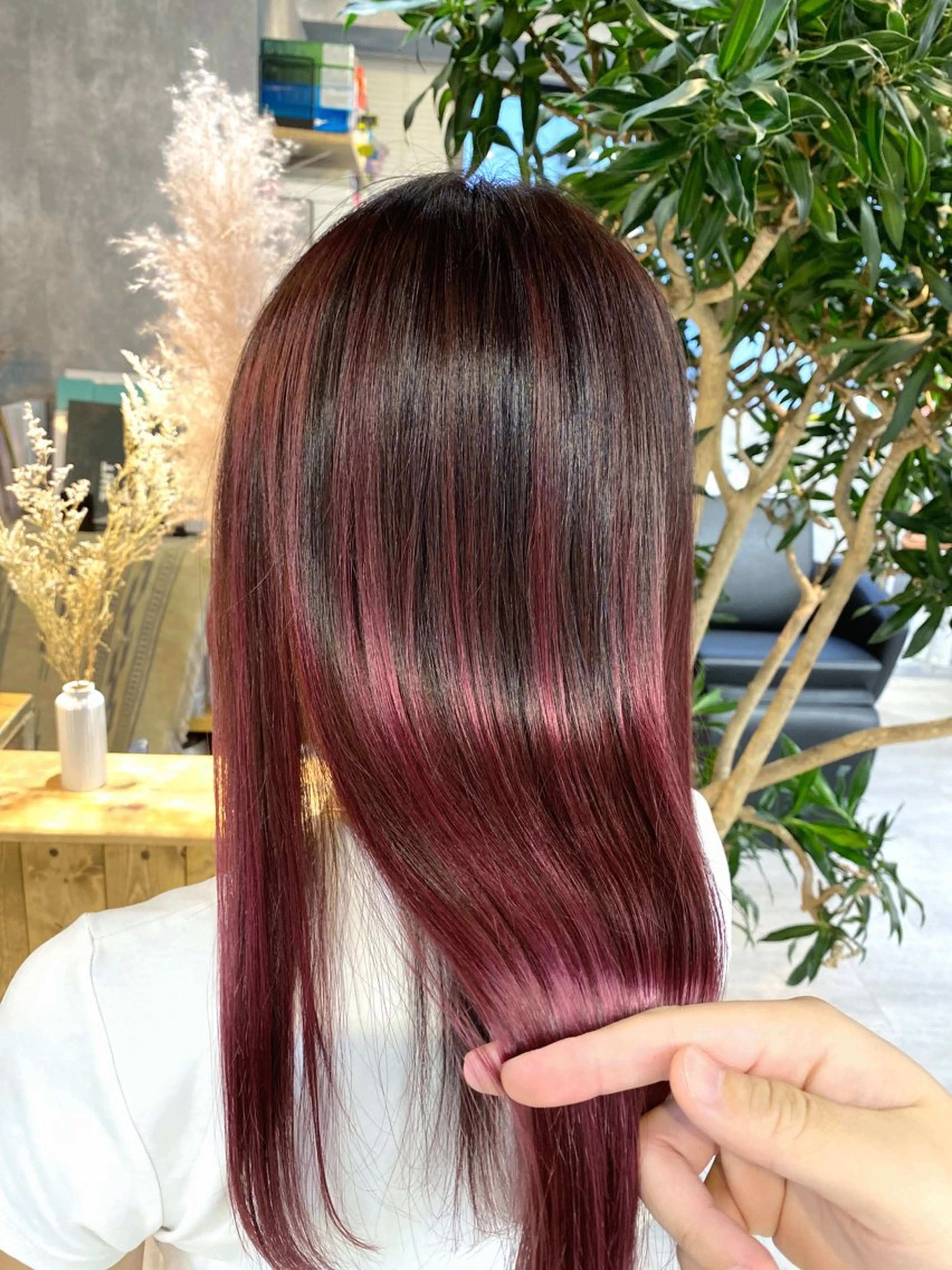 セミロング アッシュ アッシュブラック ボブ 髪質改善 韓国風ヘア 【.ico】心斎橋/ ウルフ/飛田ゆうきのヘアスタイル