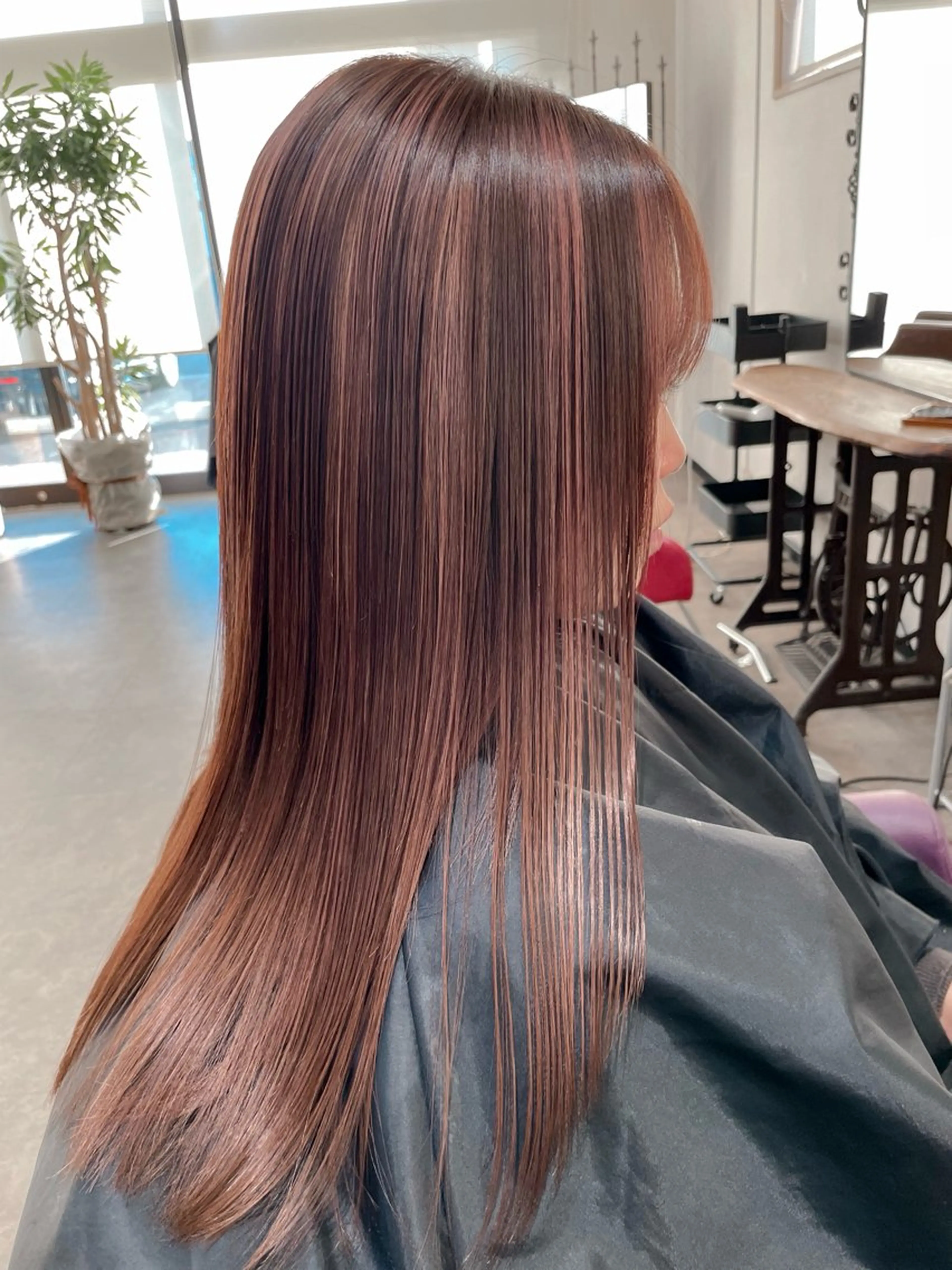ロング ヘアカラー 下林 雅明のヘアスタイル