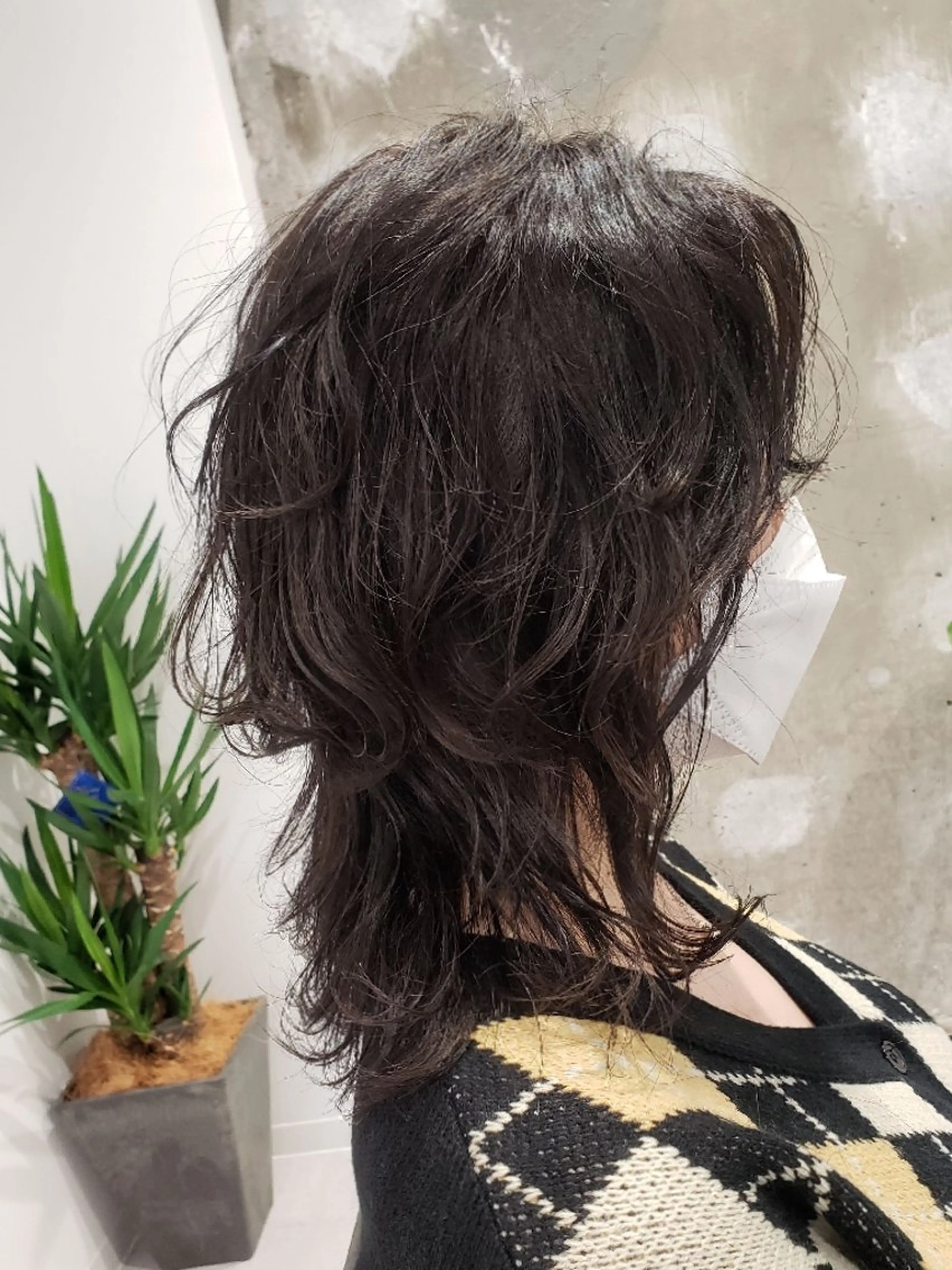 ミディアム パーマ ミディアムパーマ ウルフカット ✂ AYAのヘアスタイル
