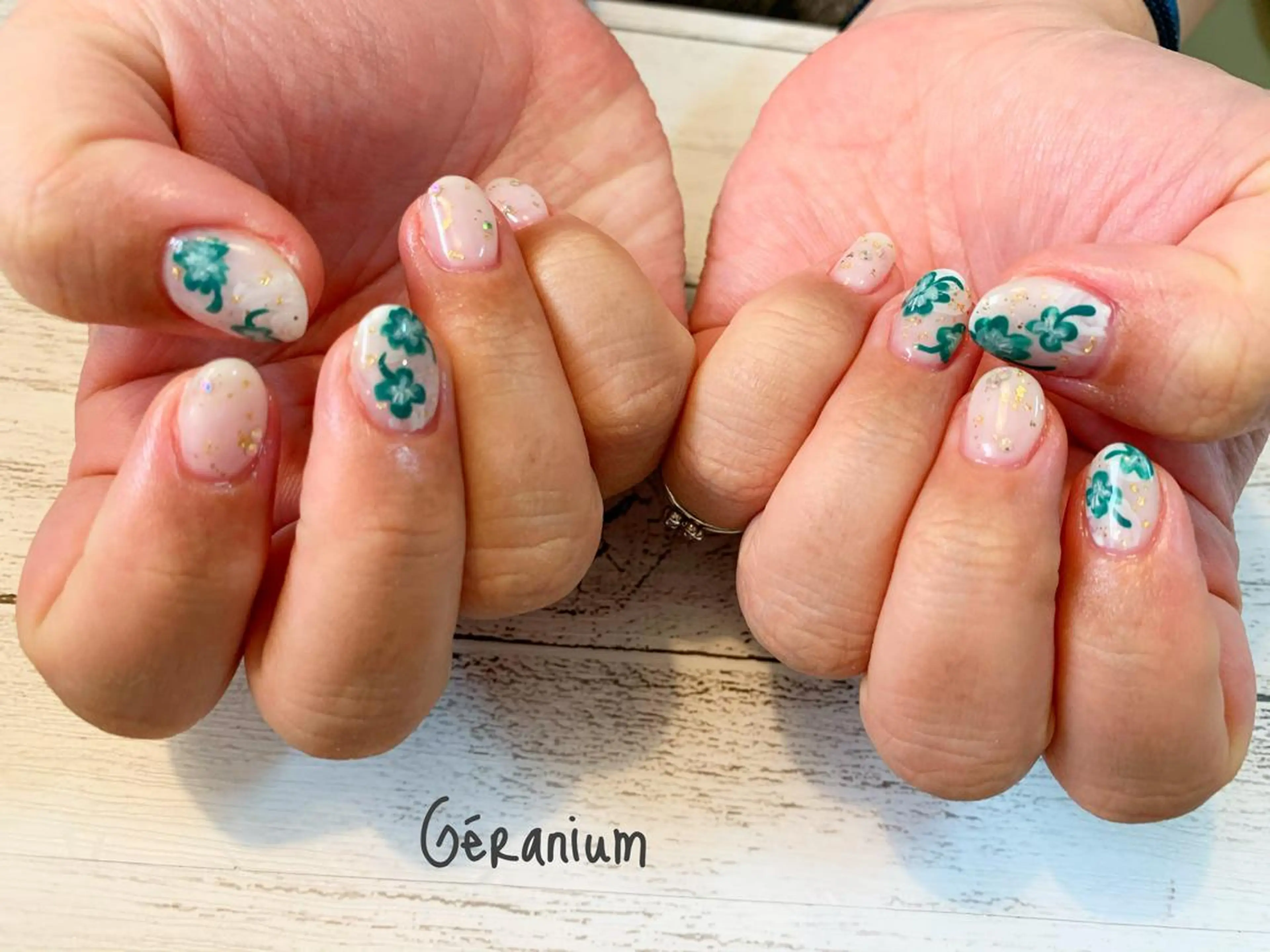 ネイル ハンドネイル GéRanium Harukaのネイルデザイン