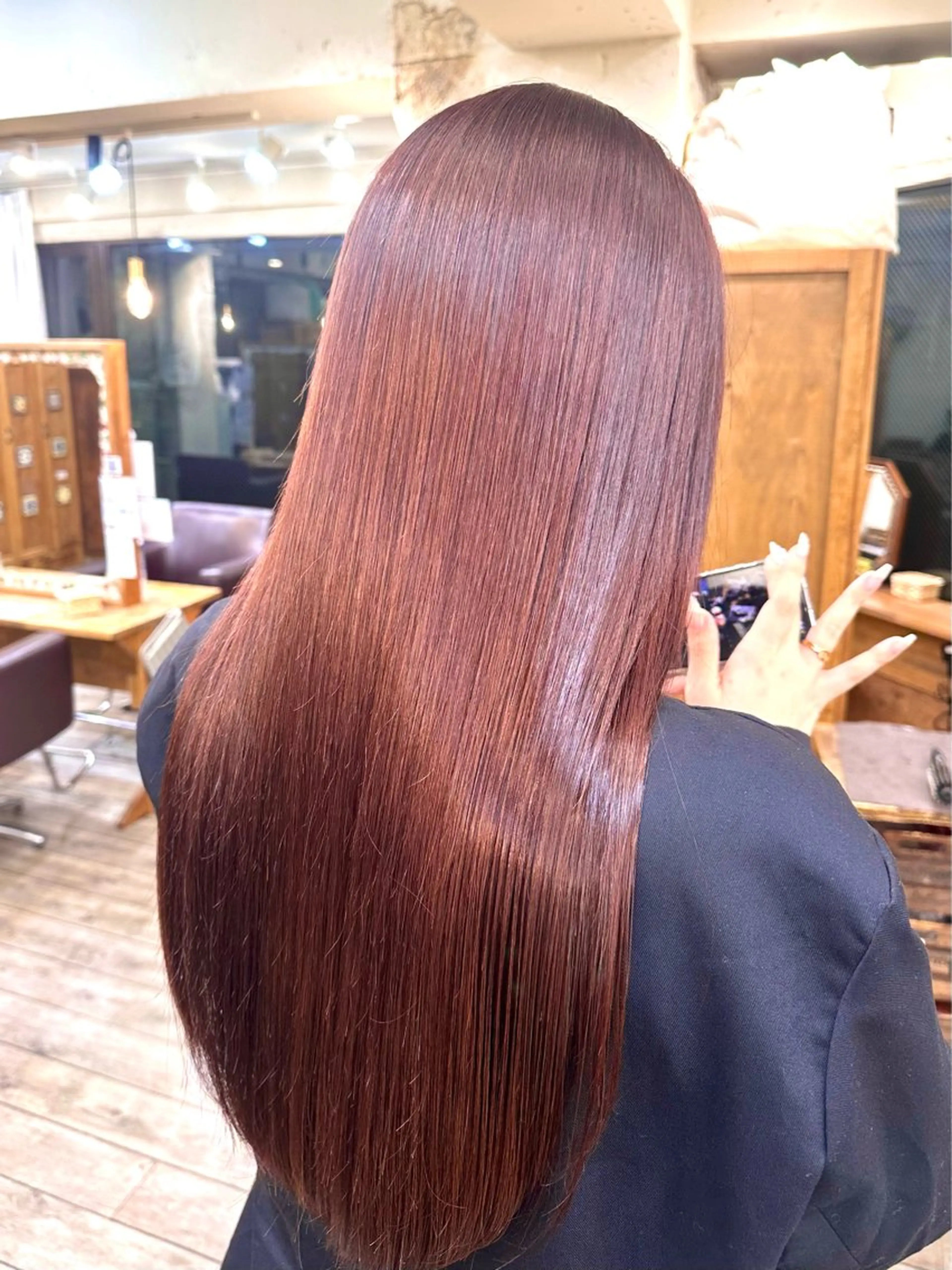 ロング カラー ピンクカラー 縮毛矯正 ツヤ髪 透明感カラー ゆいなのヘアスタイル