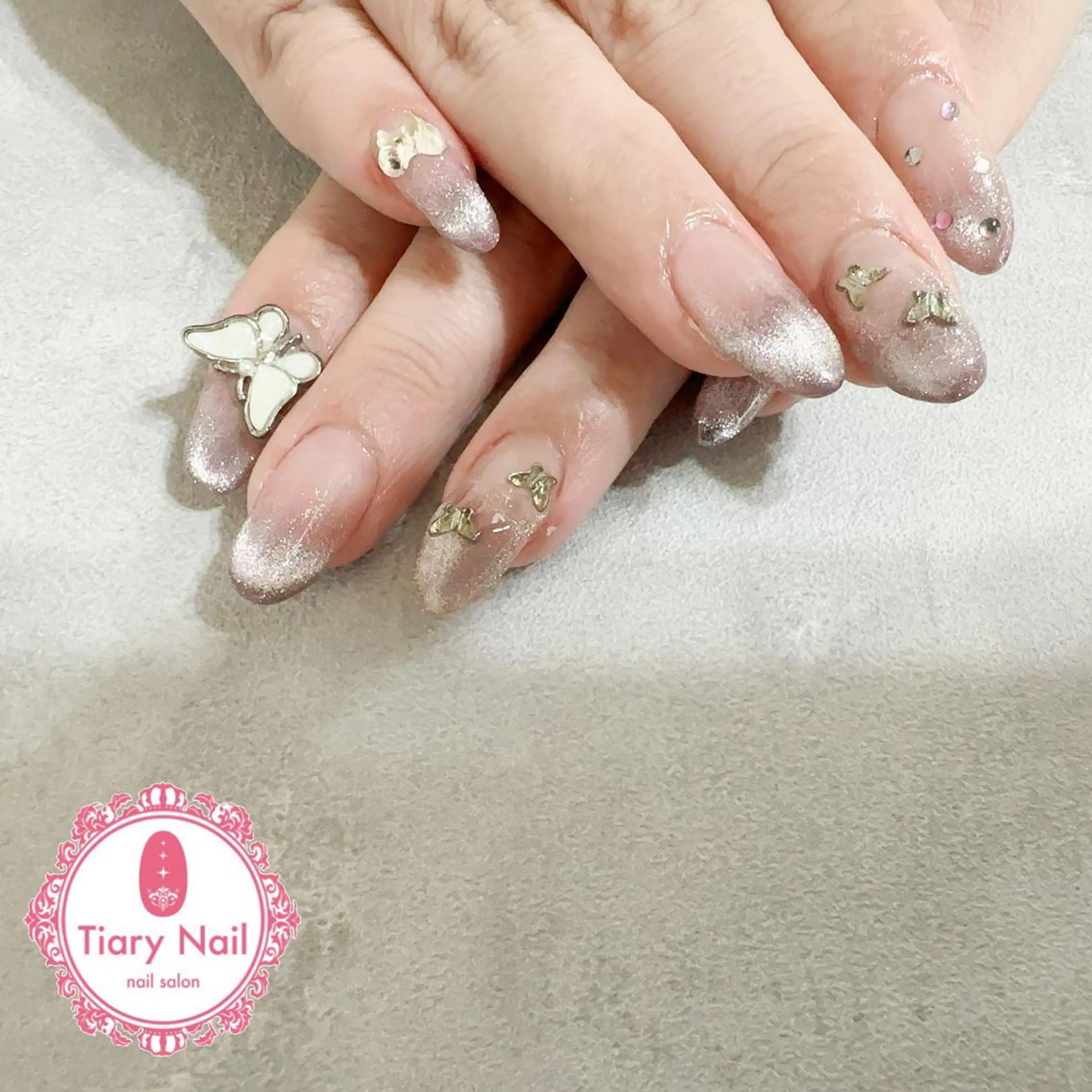 ネイル tiarynail K K🐼のネイルデザイン