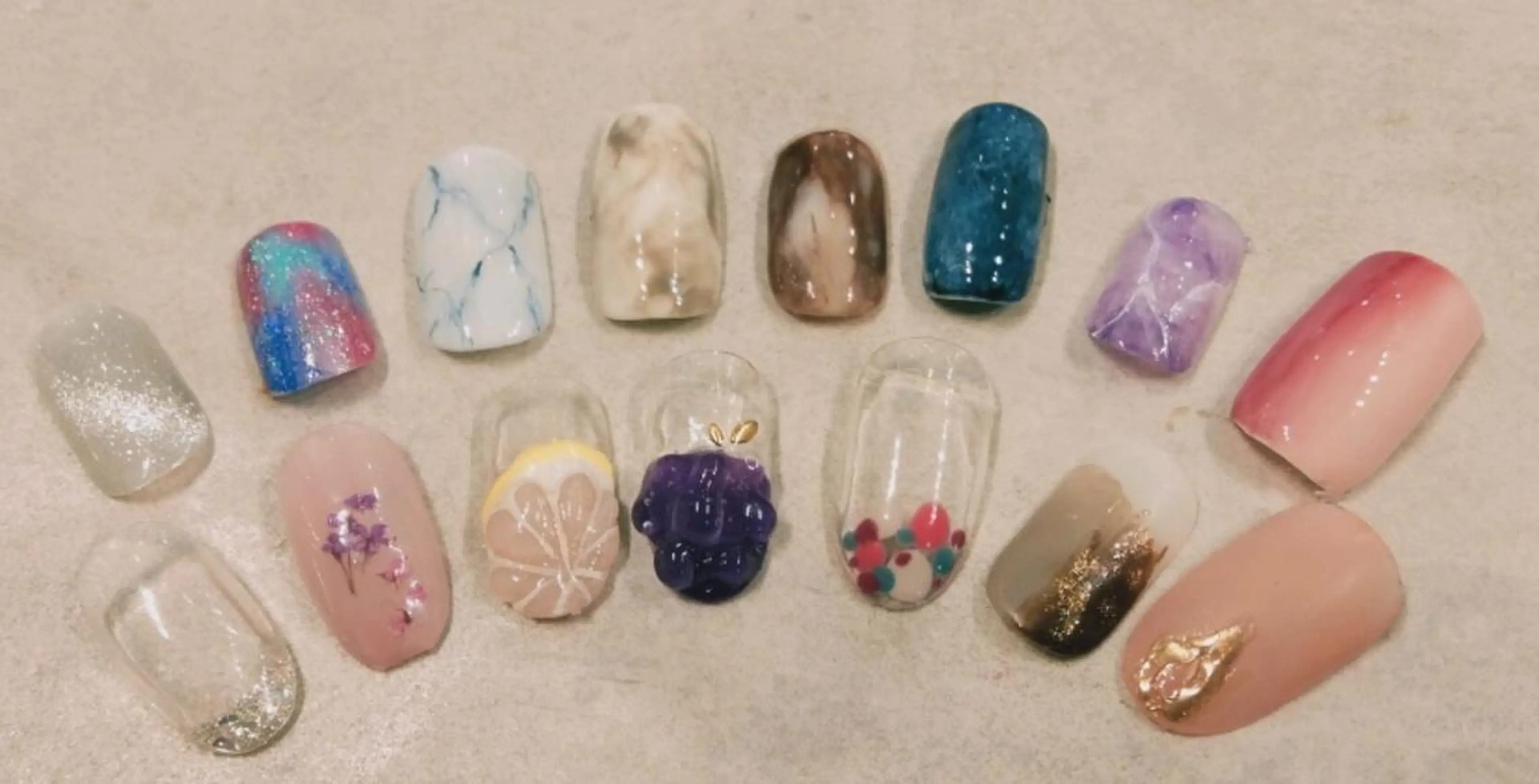 ネイル アートネイル  More suzukiのネイルデザイン