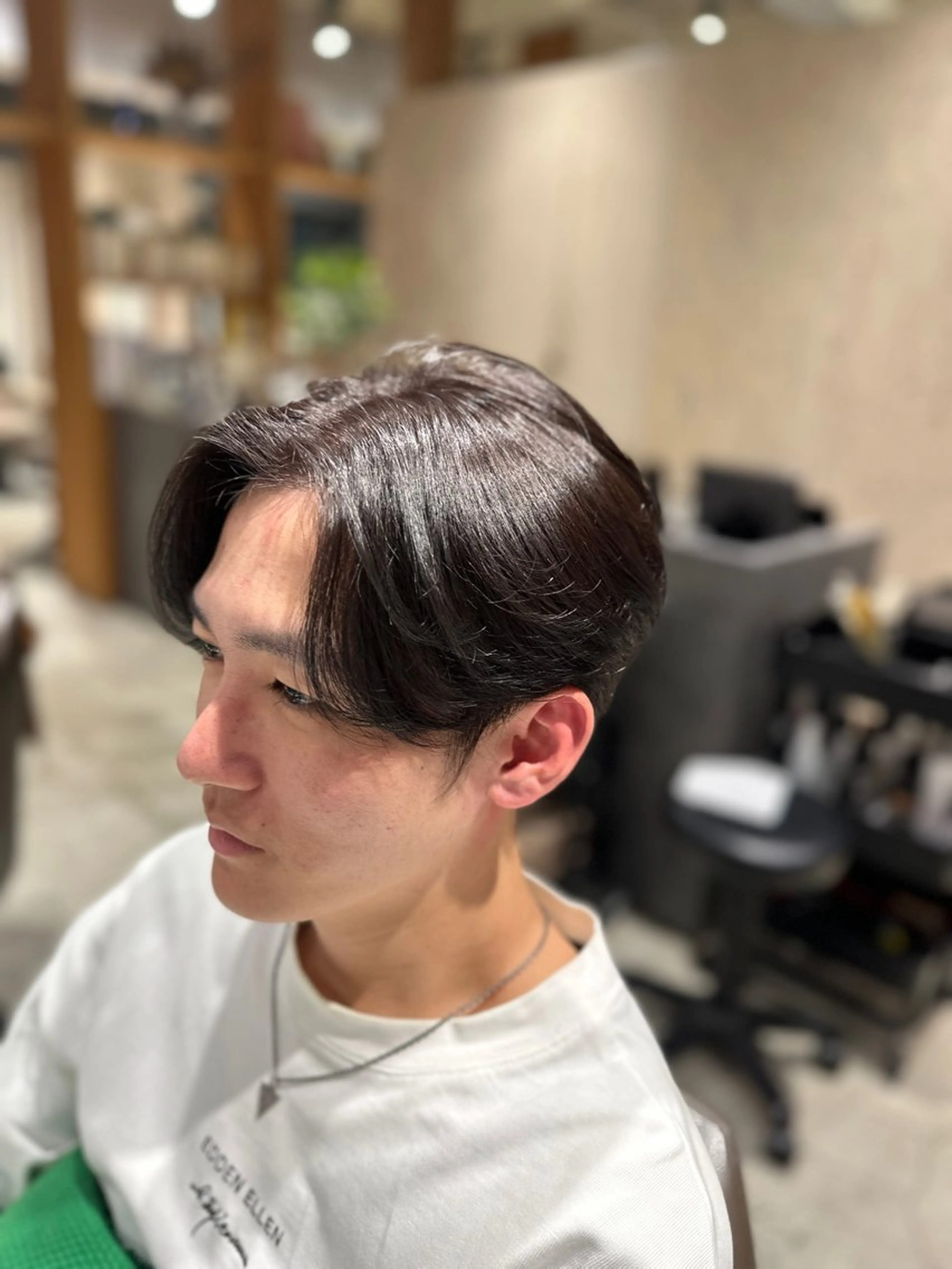 カラー メンズ 井手口 佑弥のヘアスタイル