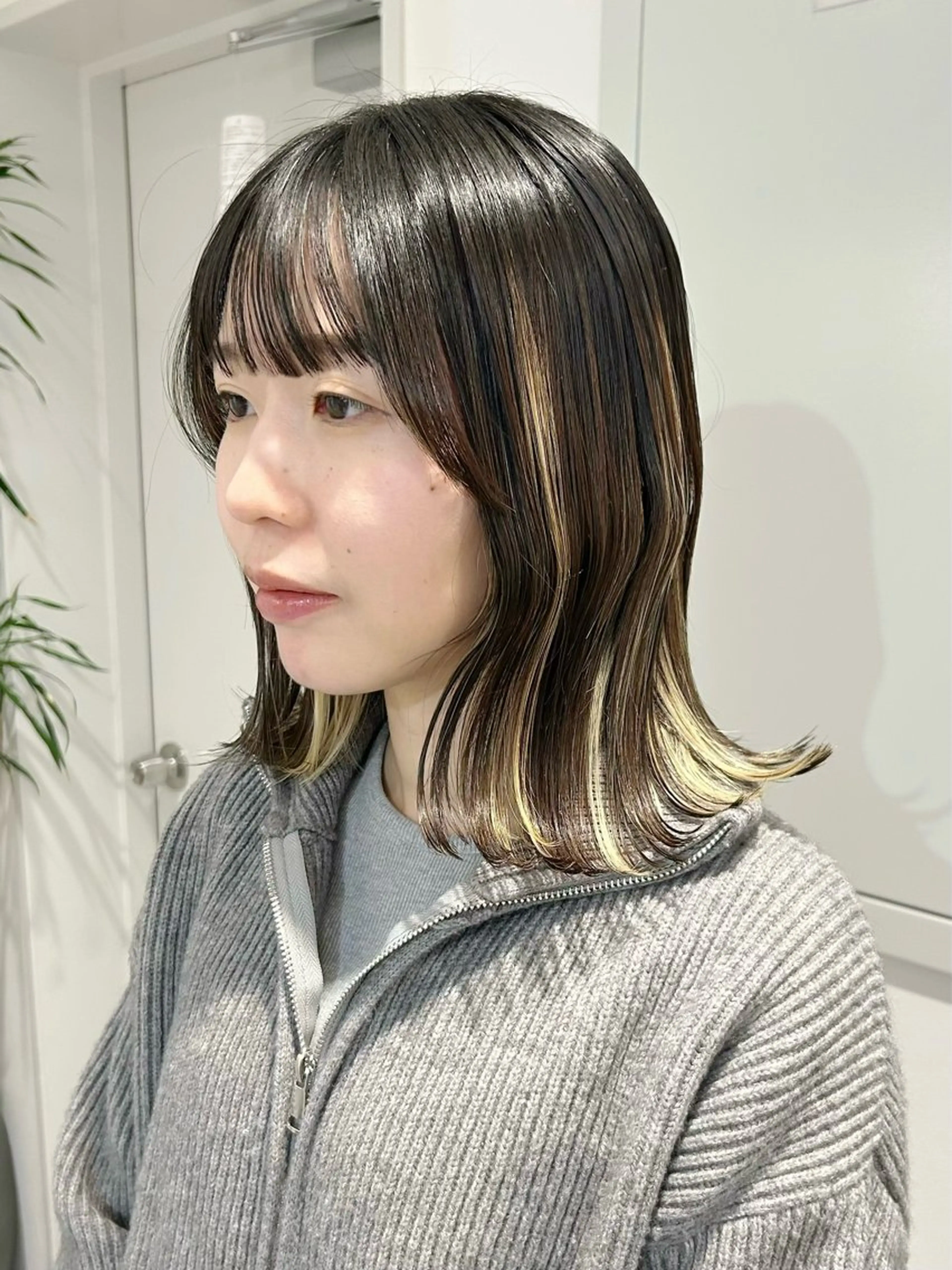 ミディアム カラー 切りっぱなしボブ ボブ くびれヘア 縮毛矯正 カット ヘアカラー 池袋/レイヤー/ 顔まわり/taigaのヘアスタイル