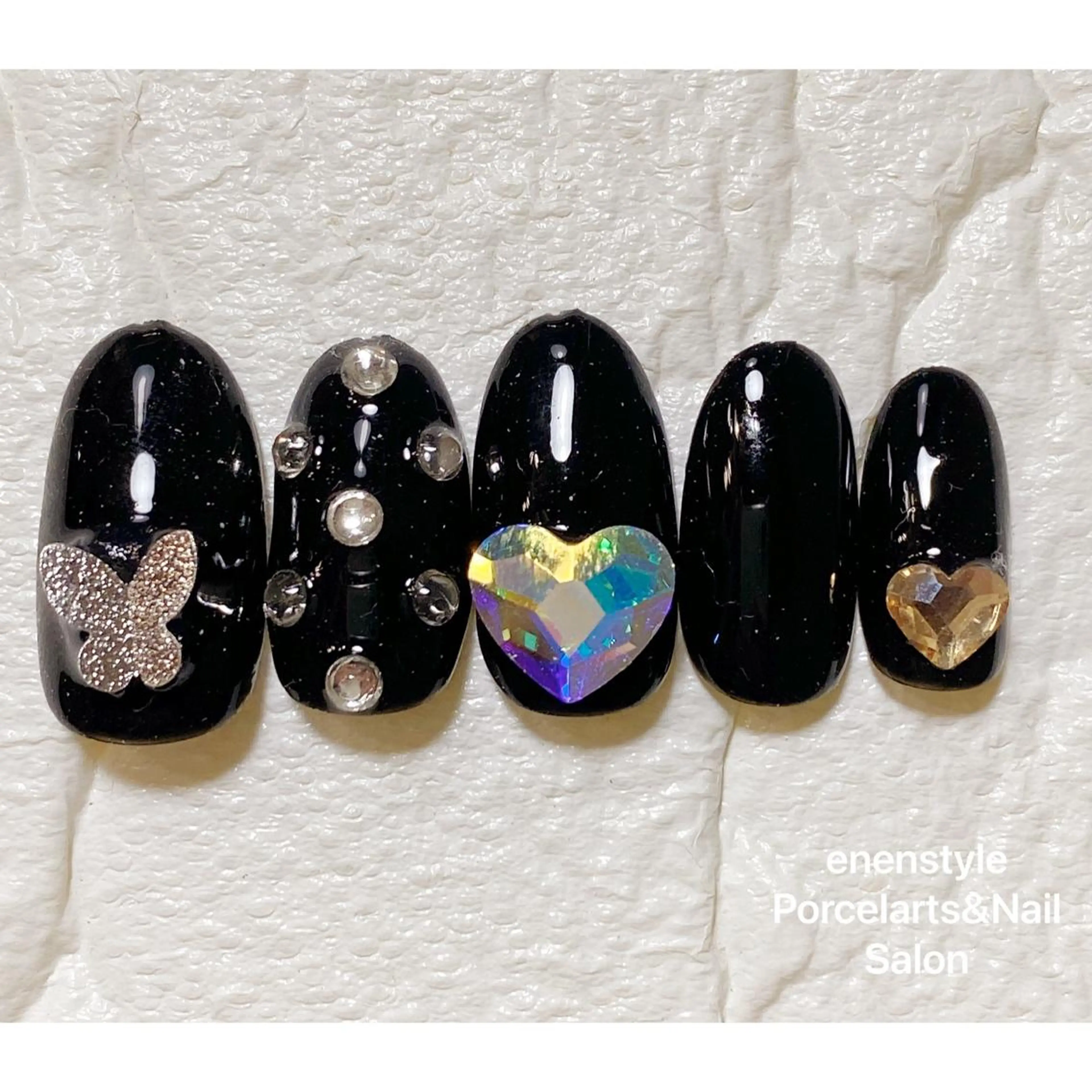 ミディアム ネイル ハンドネイル 👑enen style👑のネイルデザイン