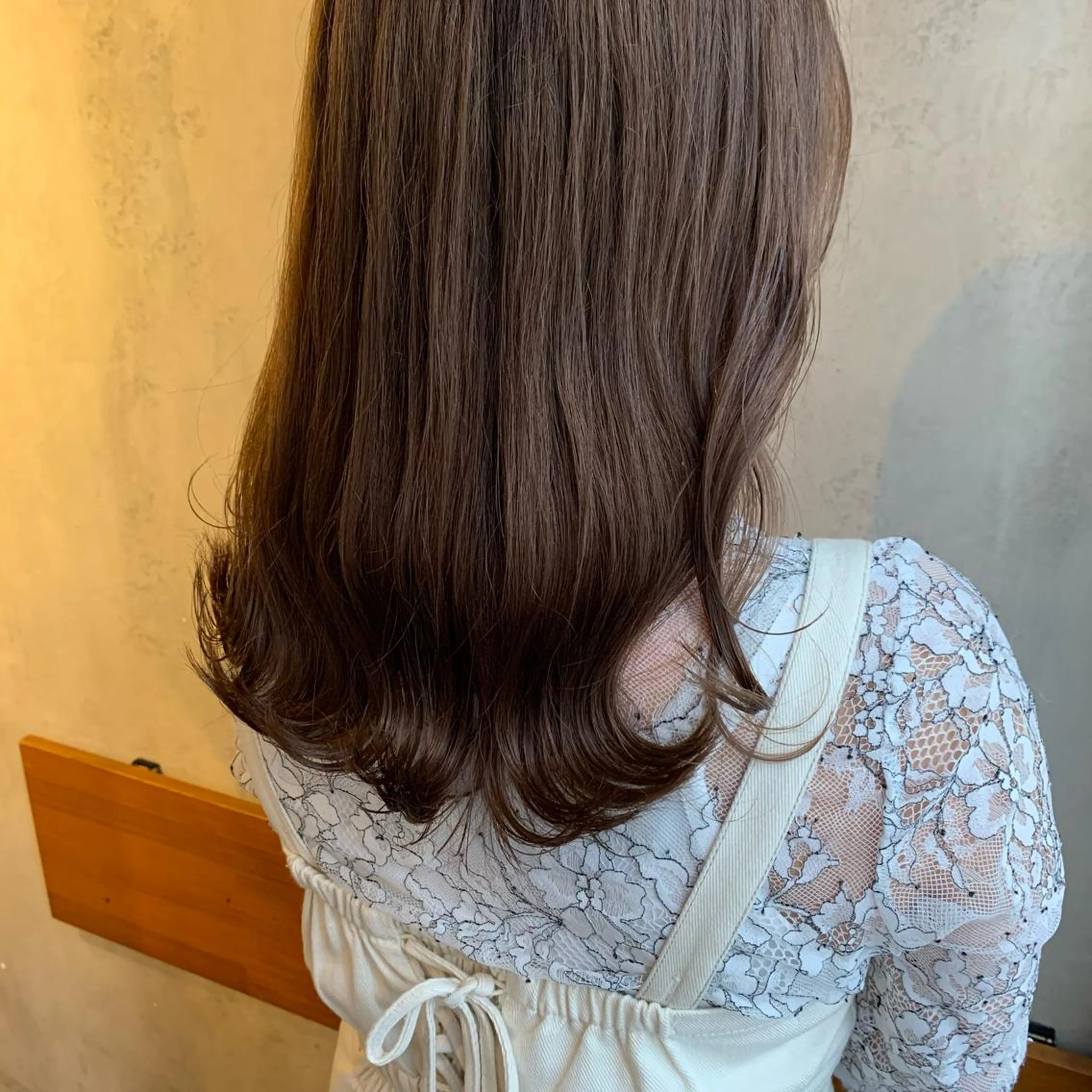 髪質改善ホリスティックイルミナカラー＋専用トリートメントの写真