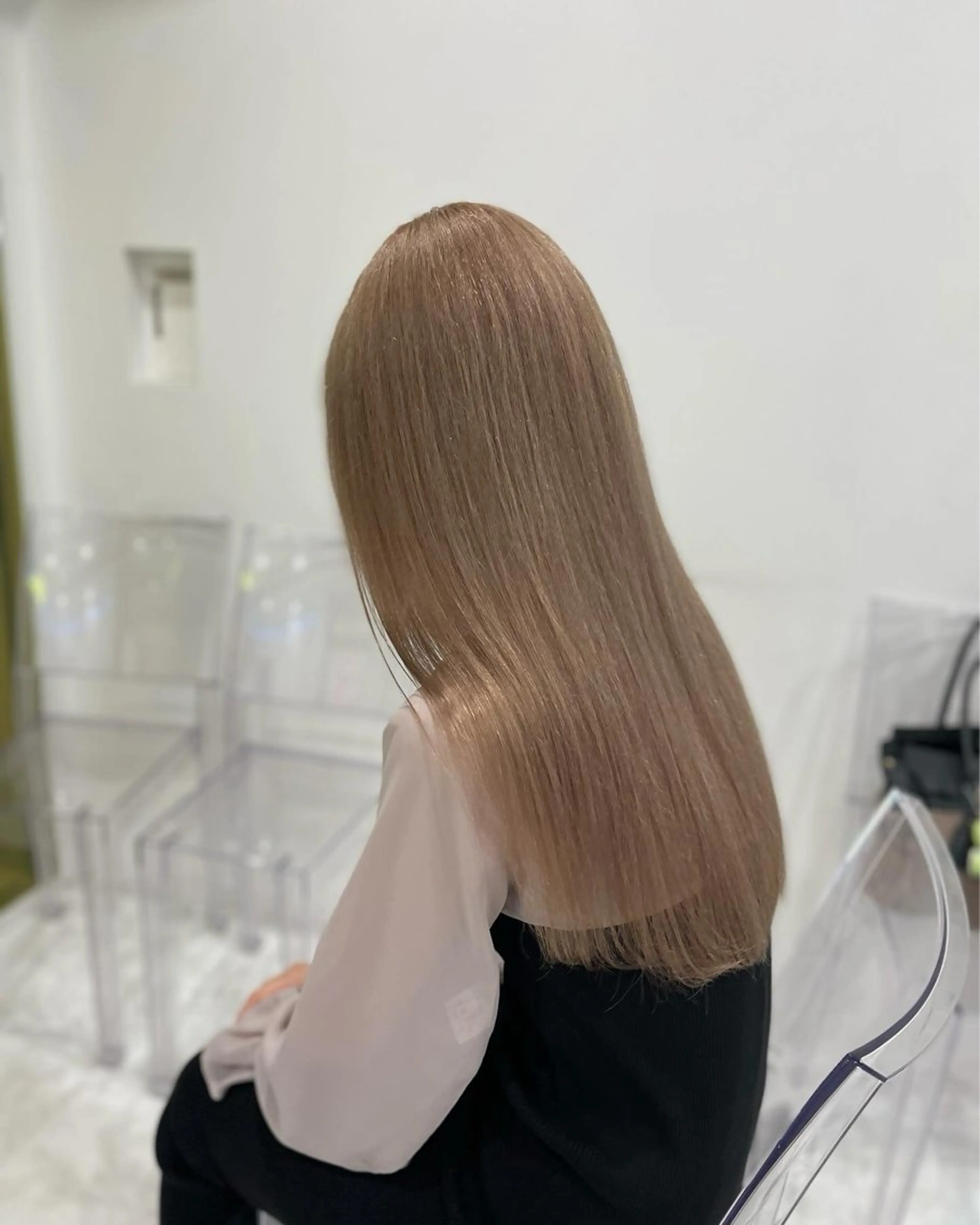 ロング カット ヘアカラー トリートメント ヘアセット 艶髪ハイトーンカラー 渋谷🎀ririkaのヘアスタイル