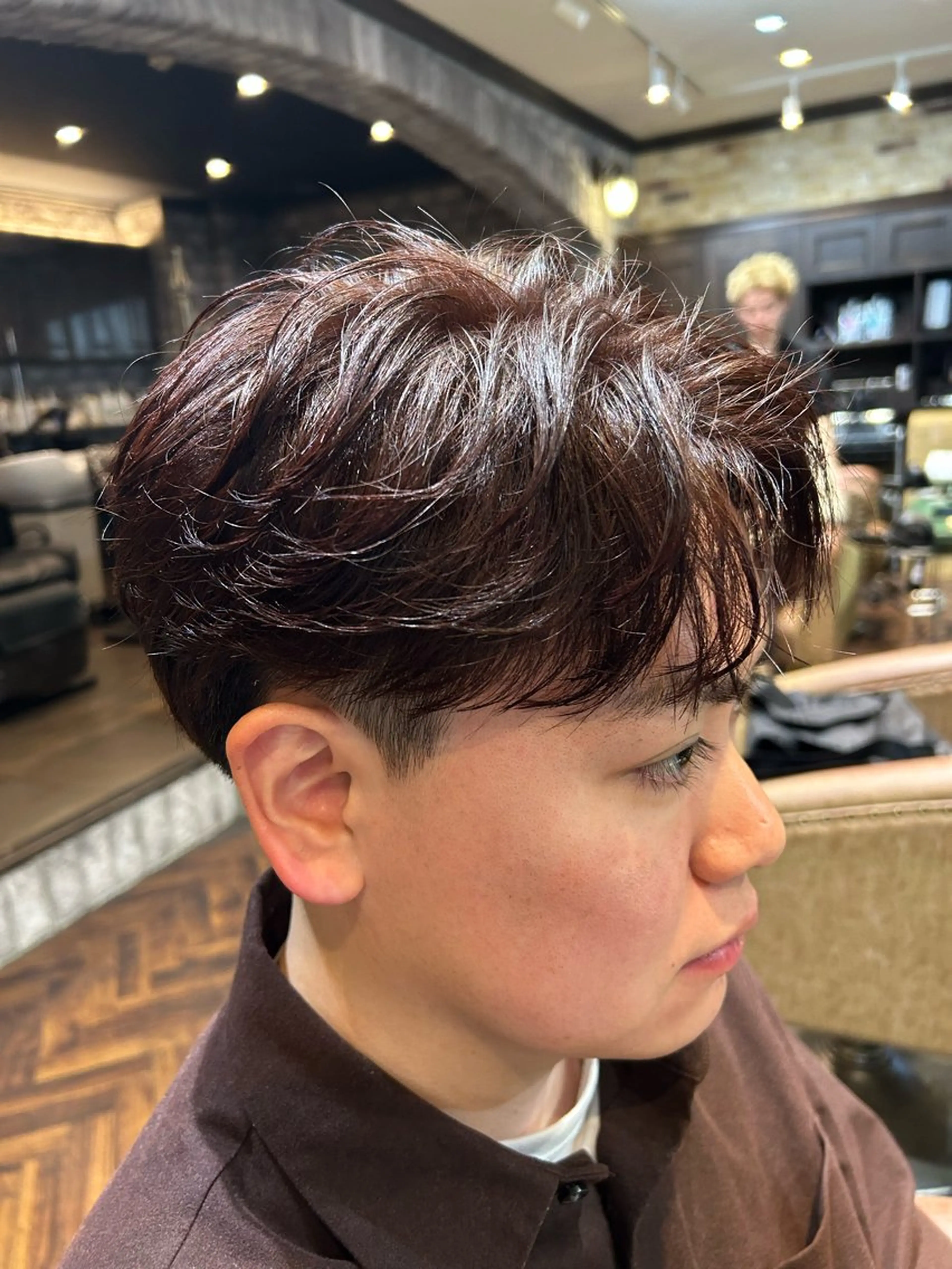 ショート カラー ショートヘア カット ヘアカラー モナン新宿所属・曲がる縮毛 フェザー ニュアンス  佐々木のヘアスタイル