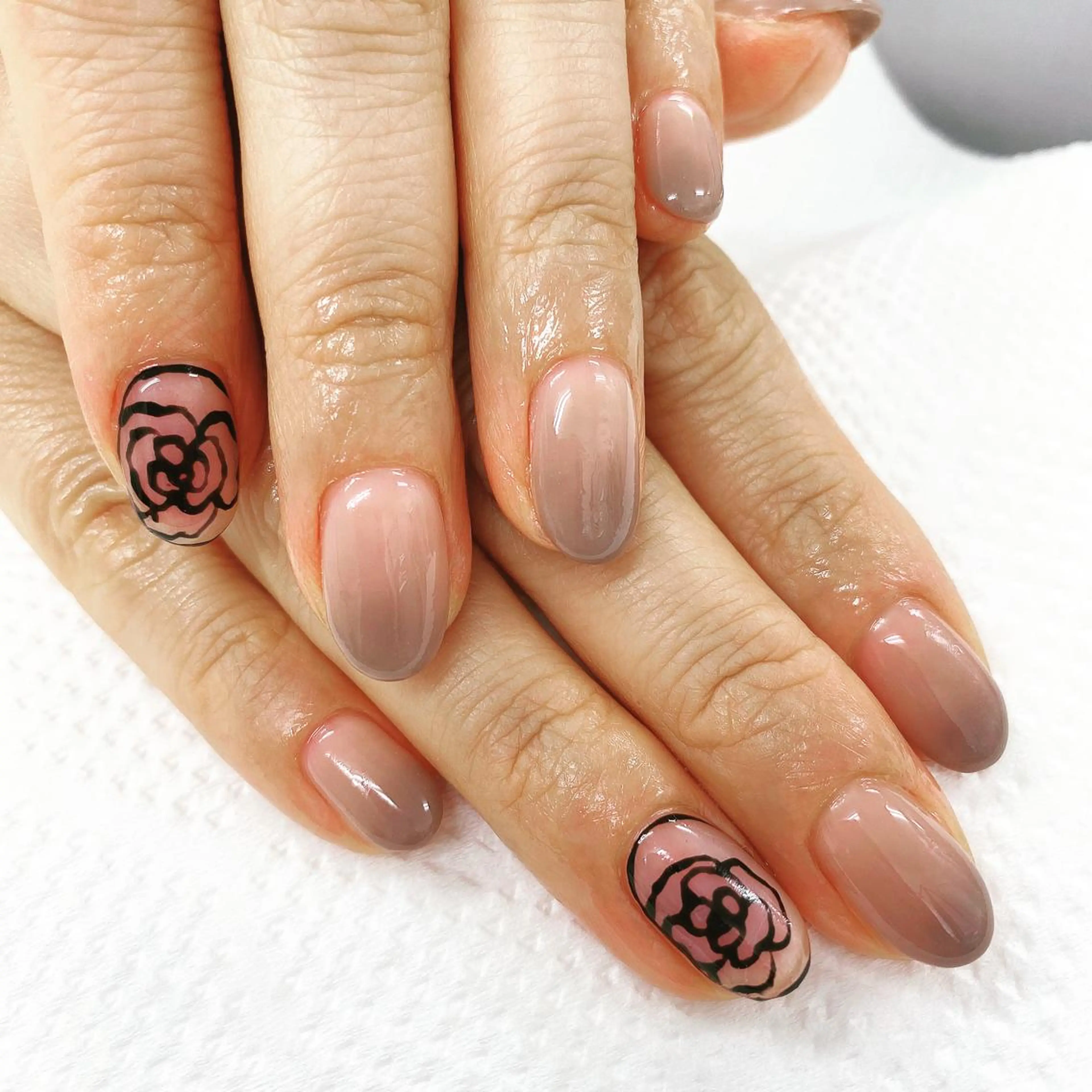 ネイル アートネイル グラデーション N._._.claw[エヌクロー]所属・N._._. clawのネイルデザイン