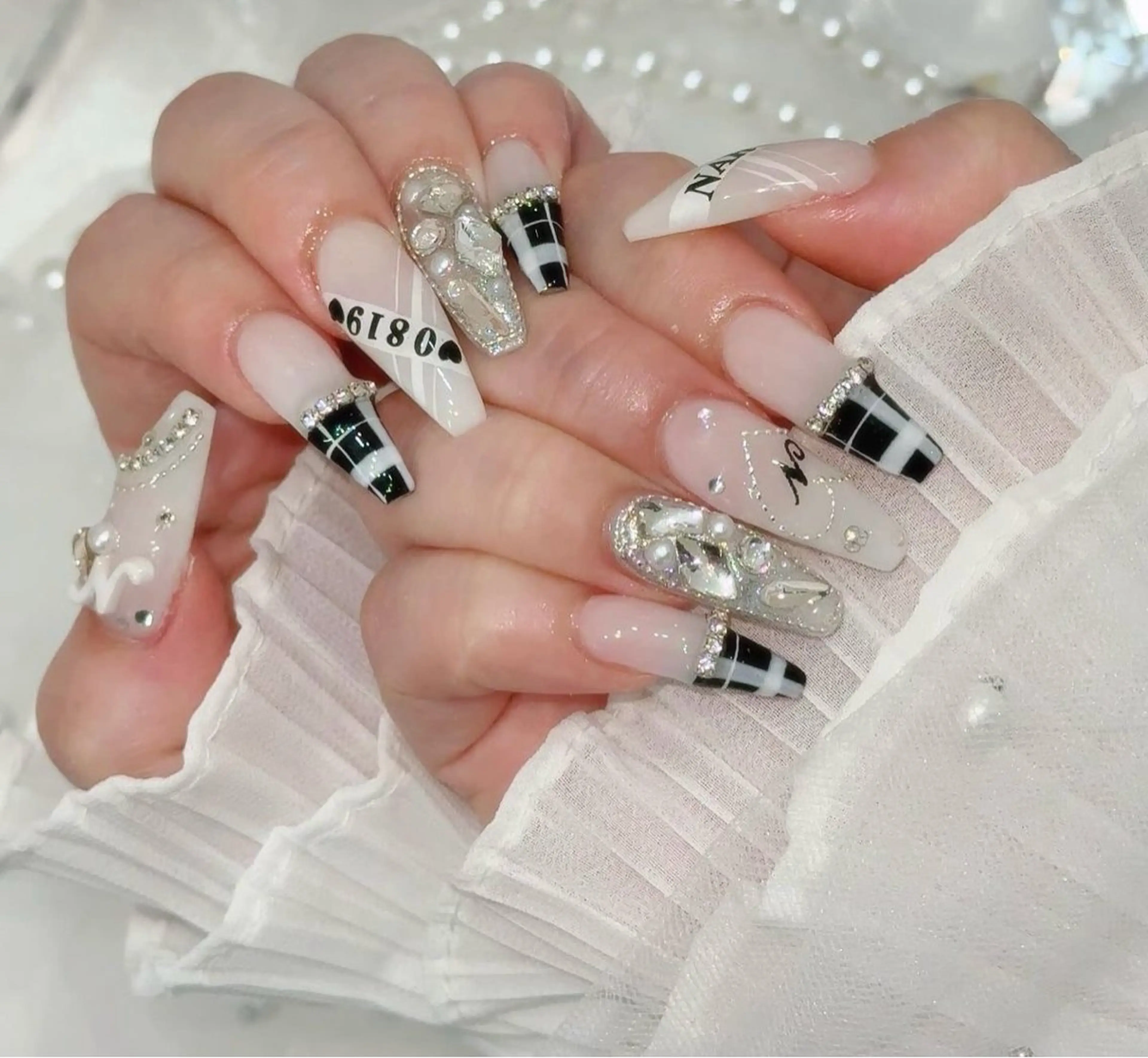 ハンドネイル lana nailのネイルデザイン