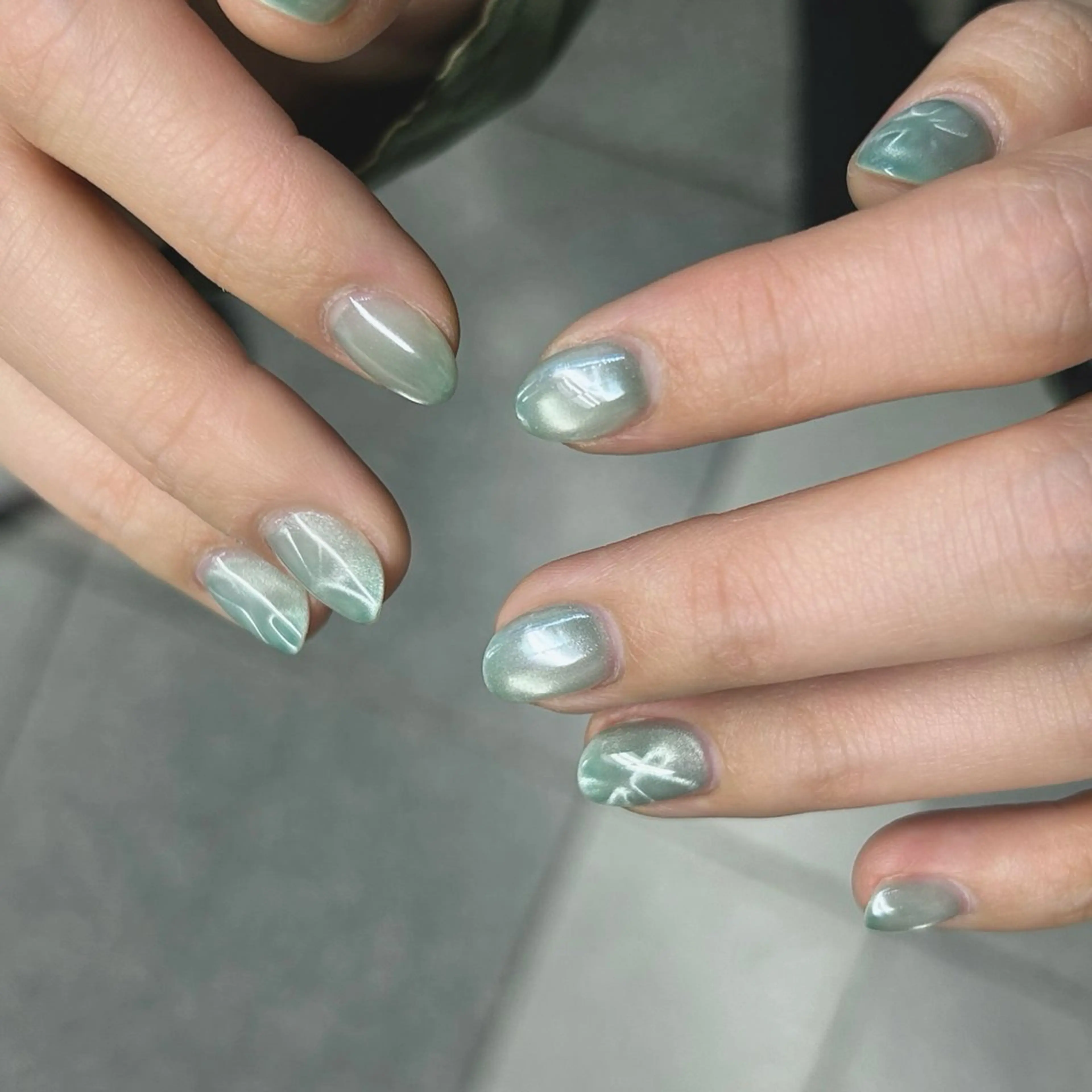 ネイル マグネットネイル ハンドネイル ココナッツネイル 四ツ谷店　moeのネイルデザイン