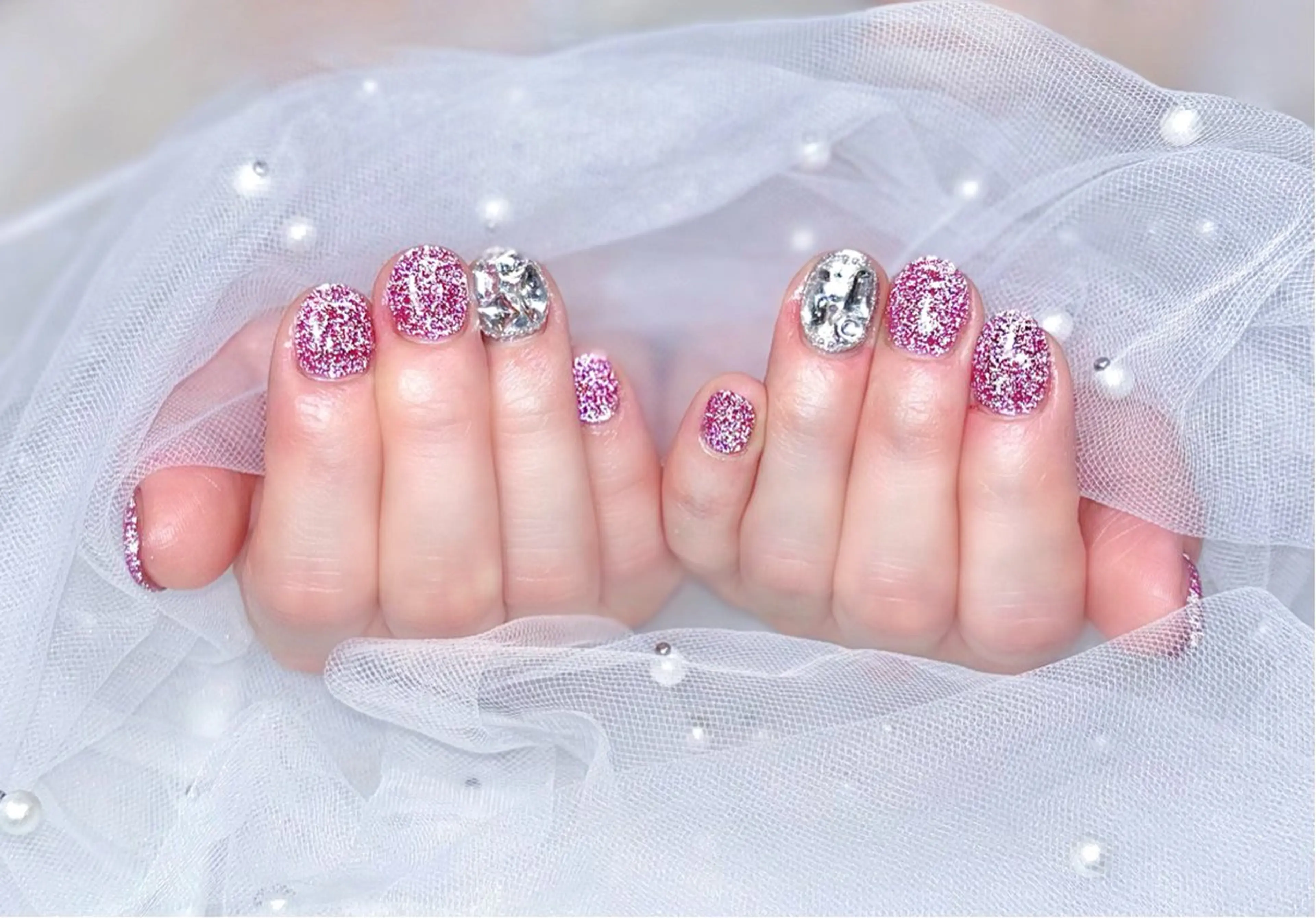 ネイル フラッシュネイル 韓国ネイル ワンカラーネイル パープル Chat noir所属・【chatnoir】 MIYUのネイルデザイン