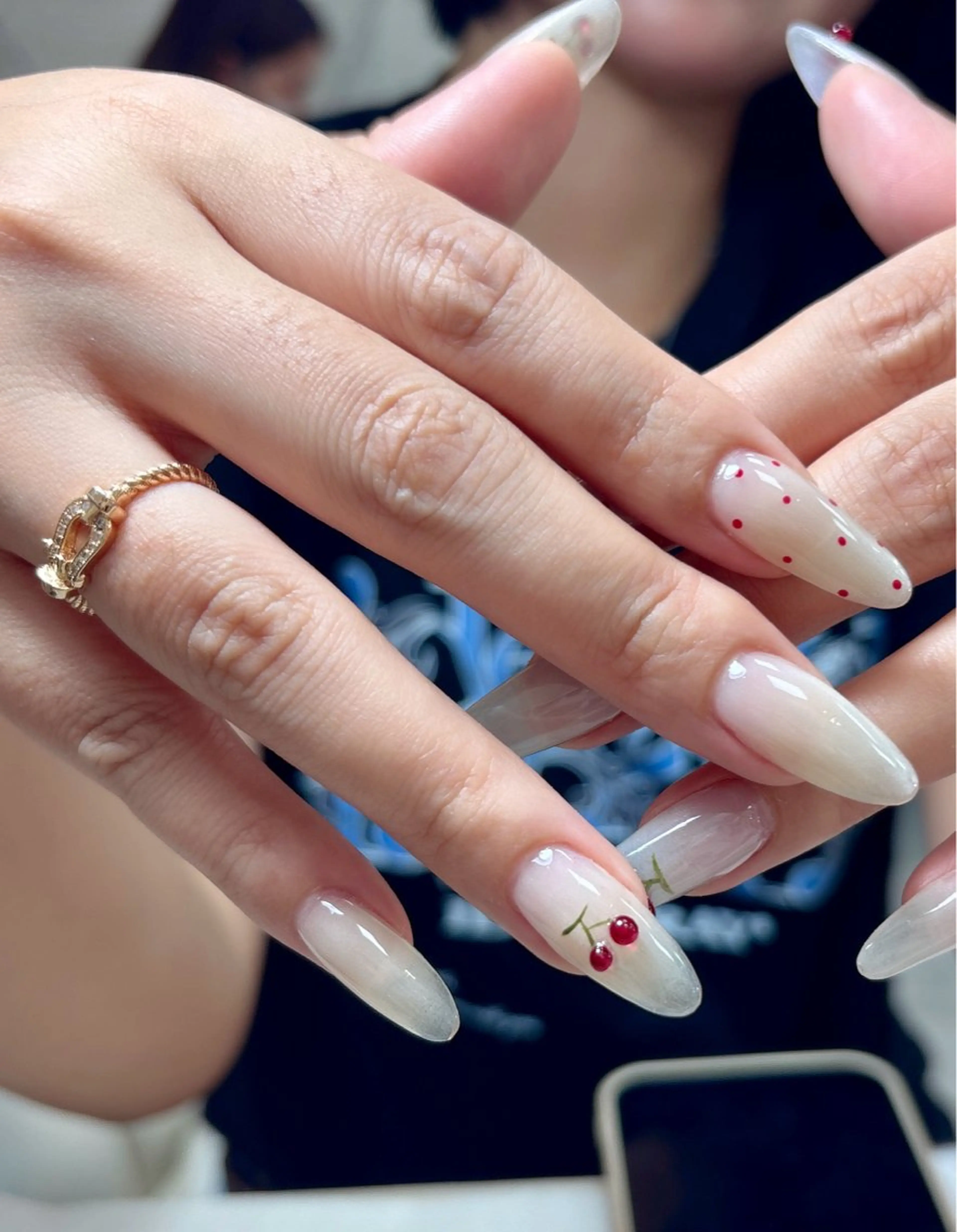 ネイル ハンドネイル 小澤 梨奈のネイルデザイン