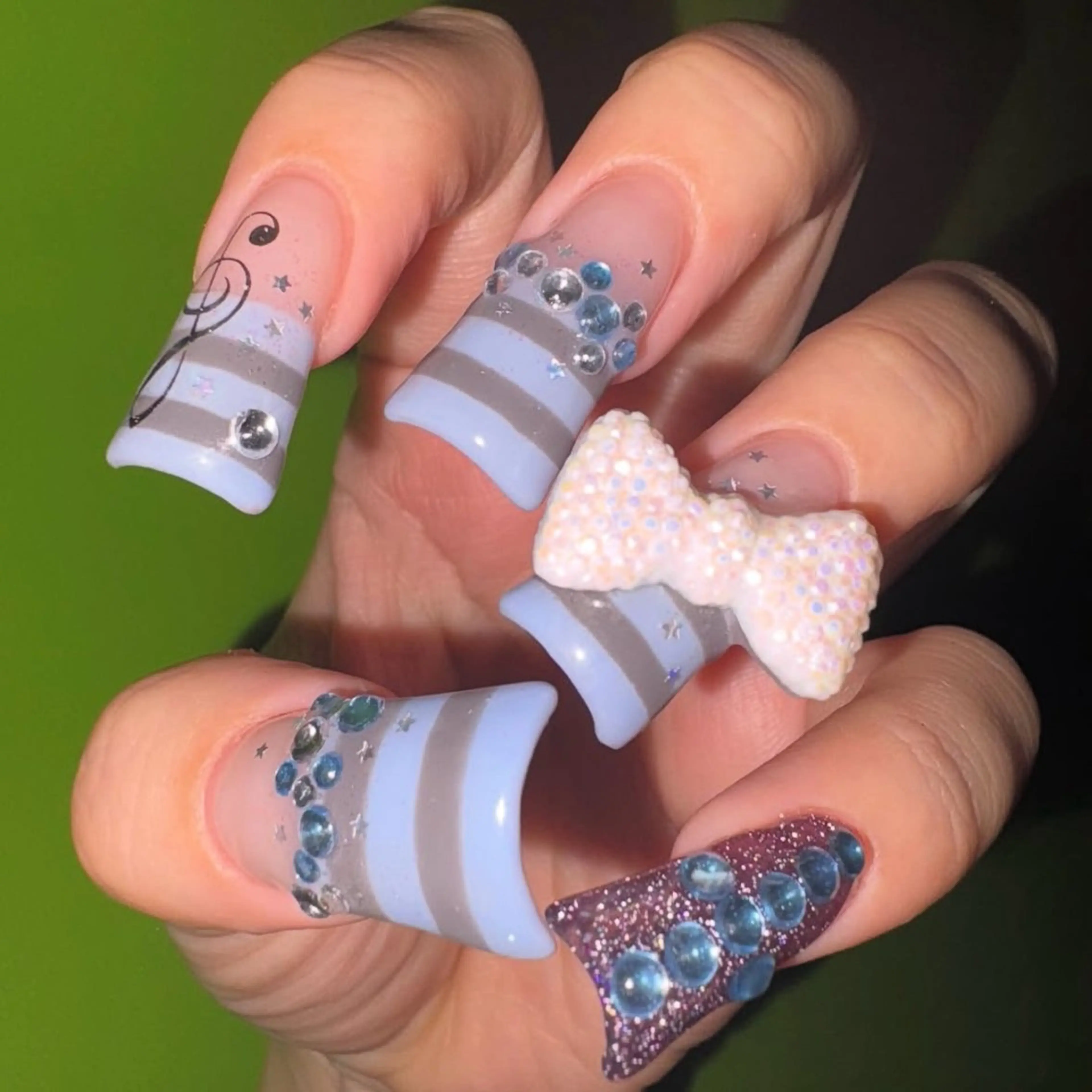 ネイル n ノアンのネイルデザイン