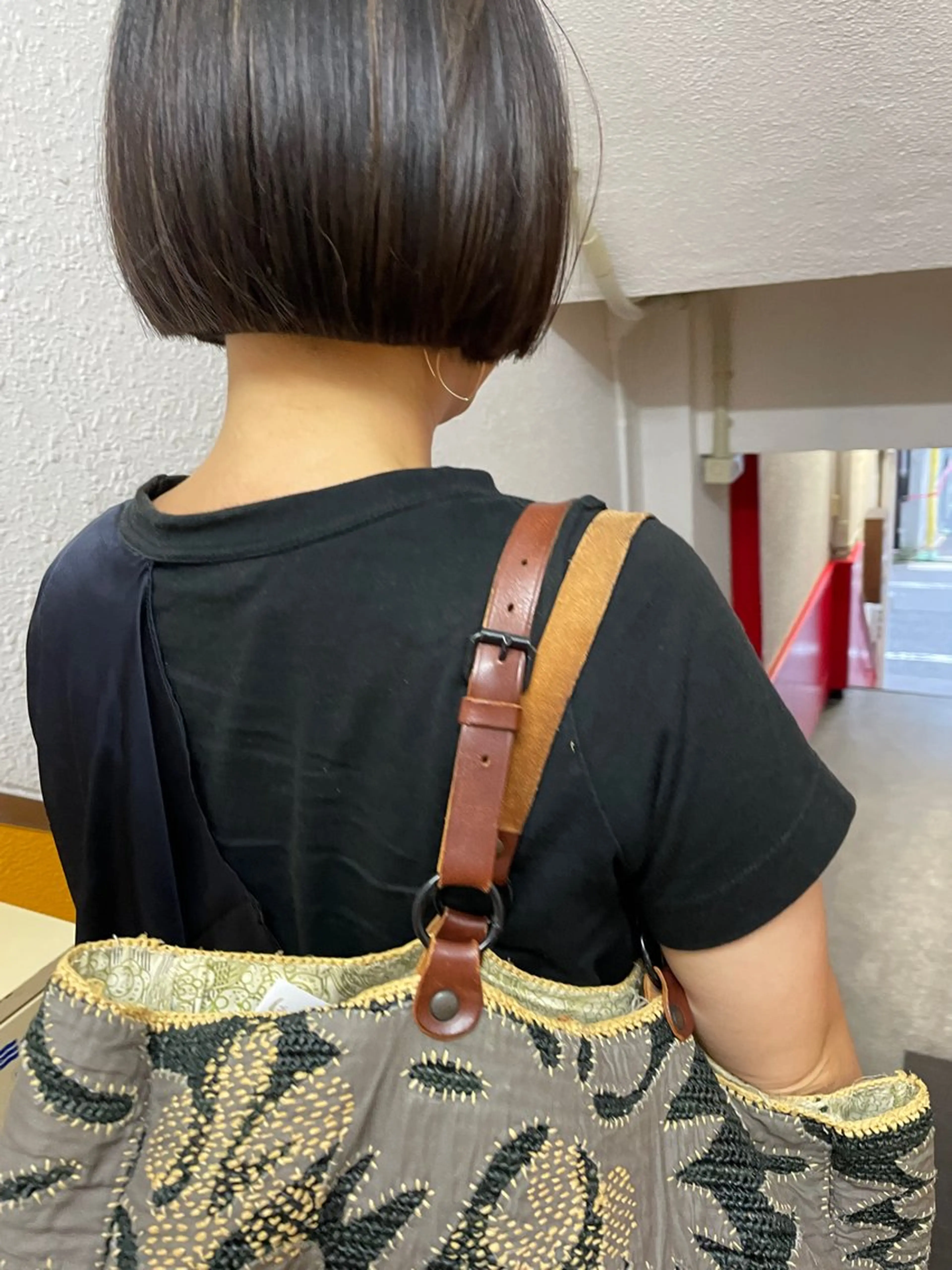 ショート ボブ カット さの あやねのヘアスタイル