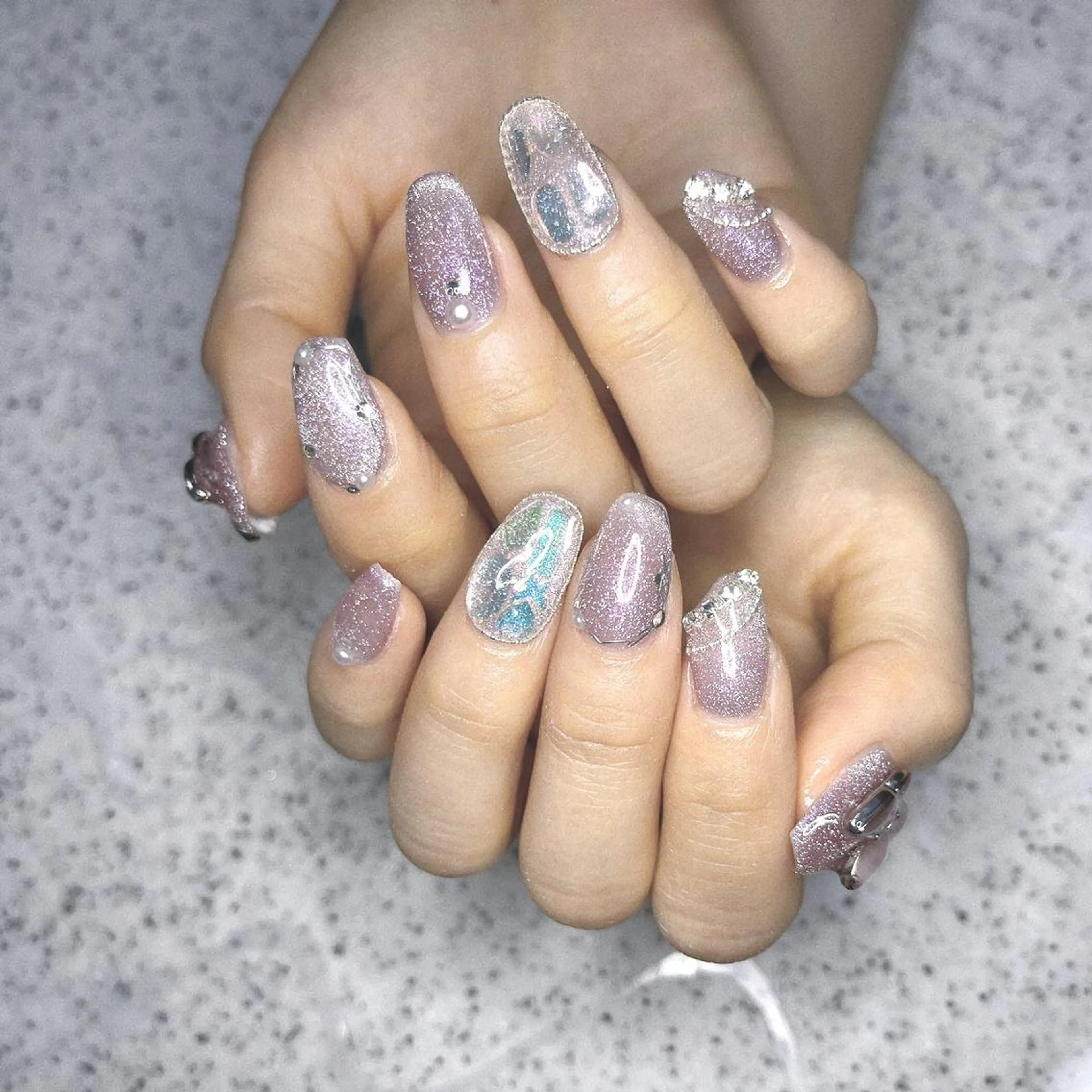 ネイル Queens テイのネイルデザイン