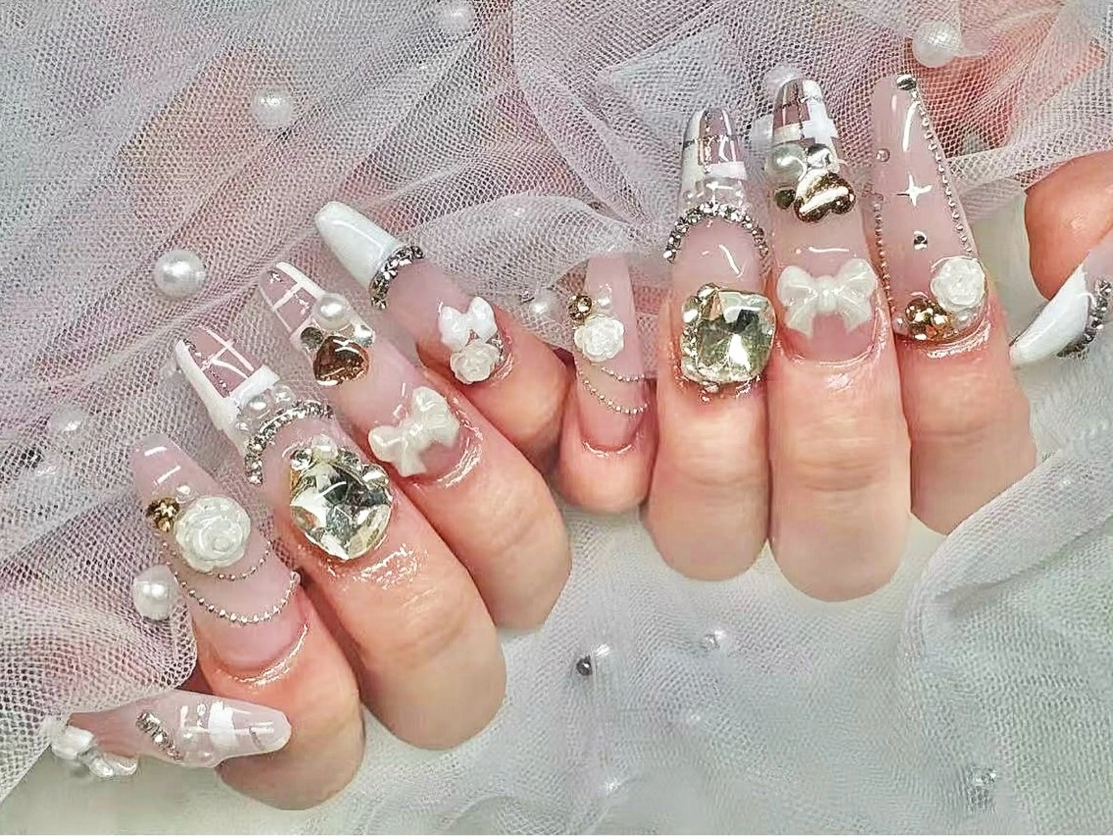 ネイル Luna K.のネイルデザイン