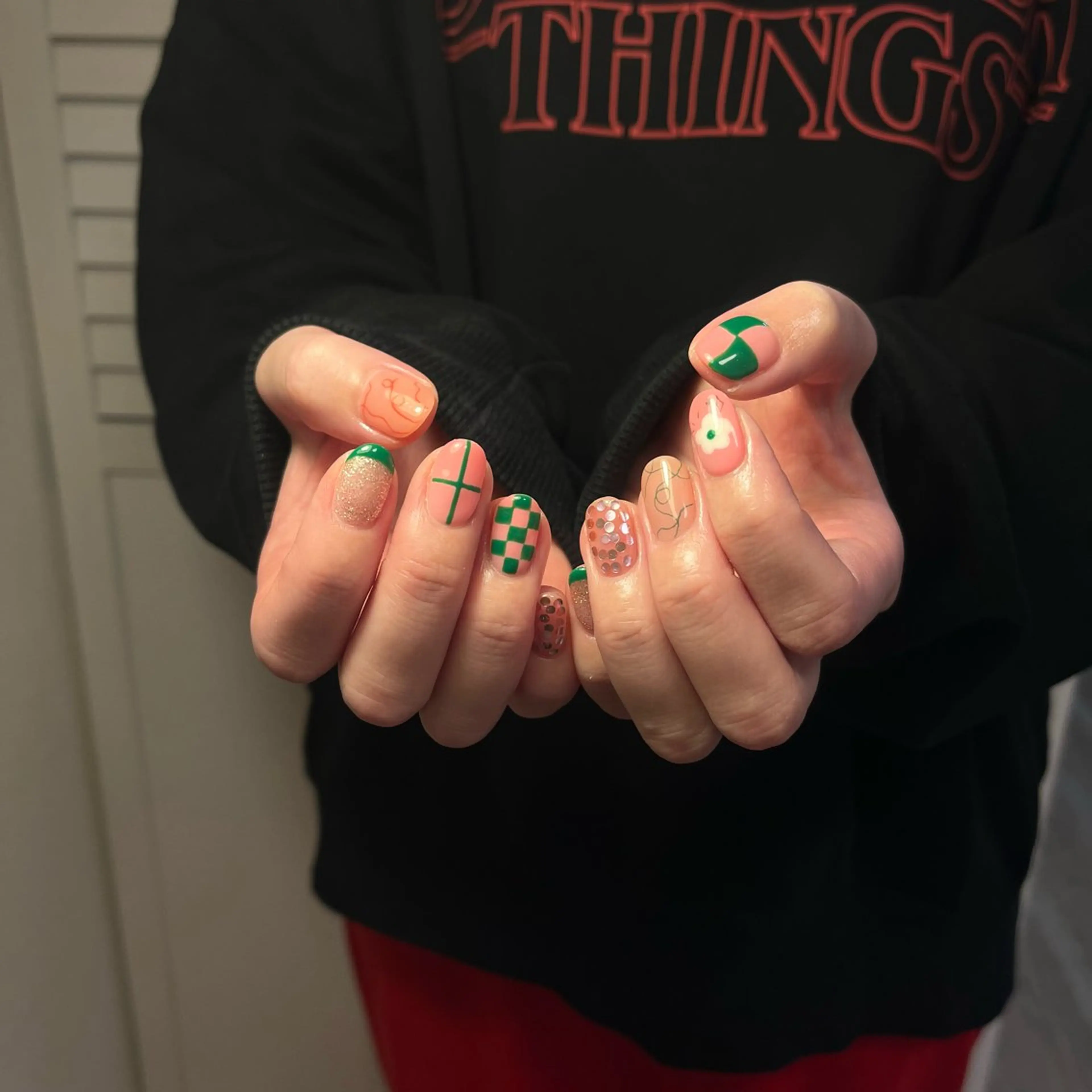 ネイル ハンドネイル フットネイル neroria nailのネイルデザイン