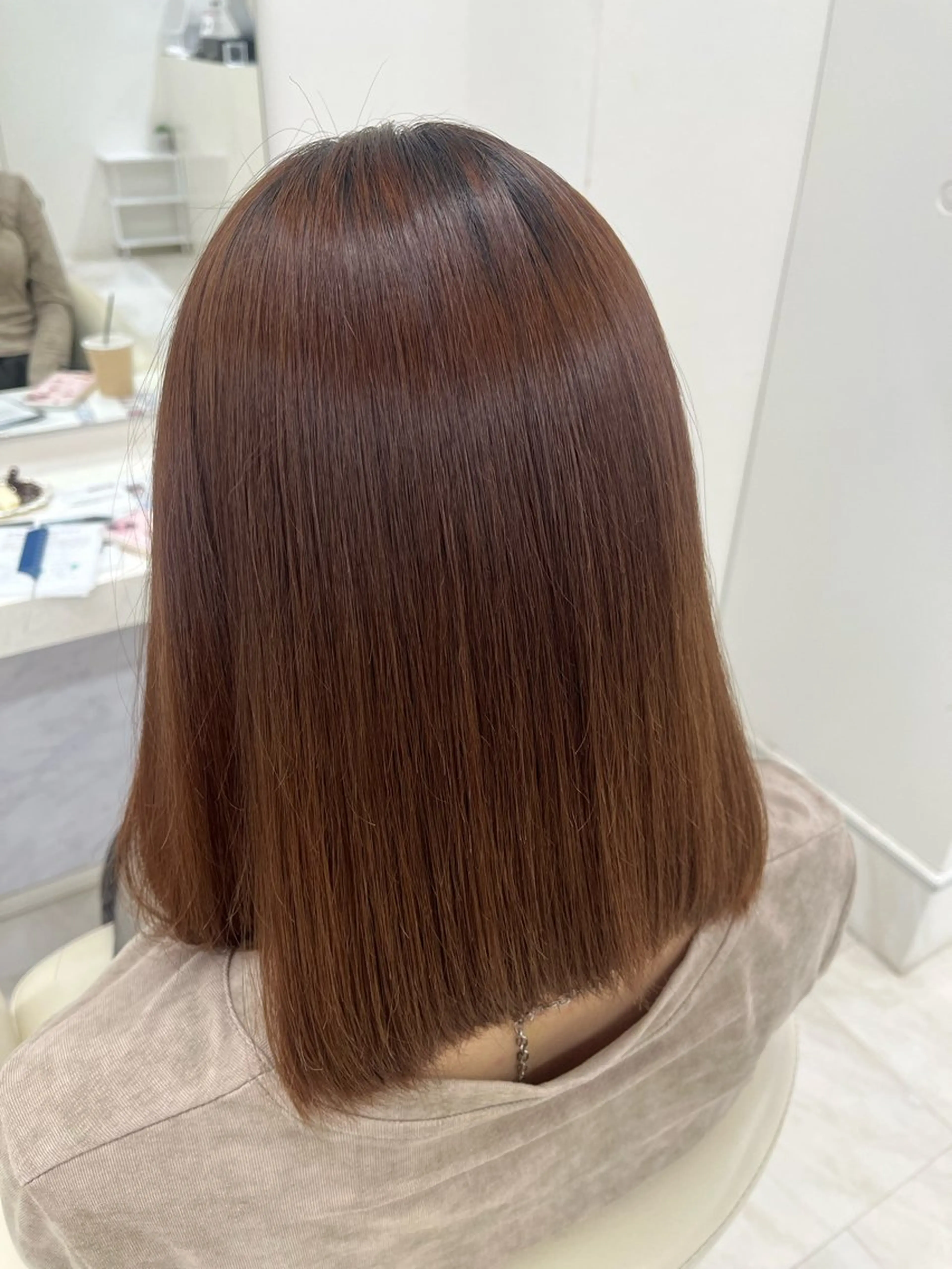 ミディアム りん 渋谷のヘアスタイル