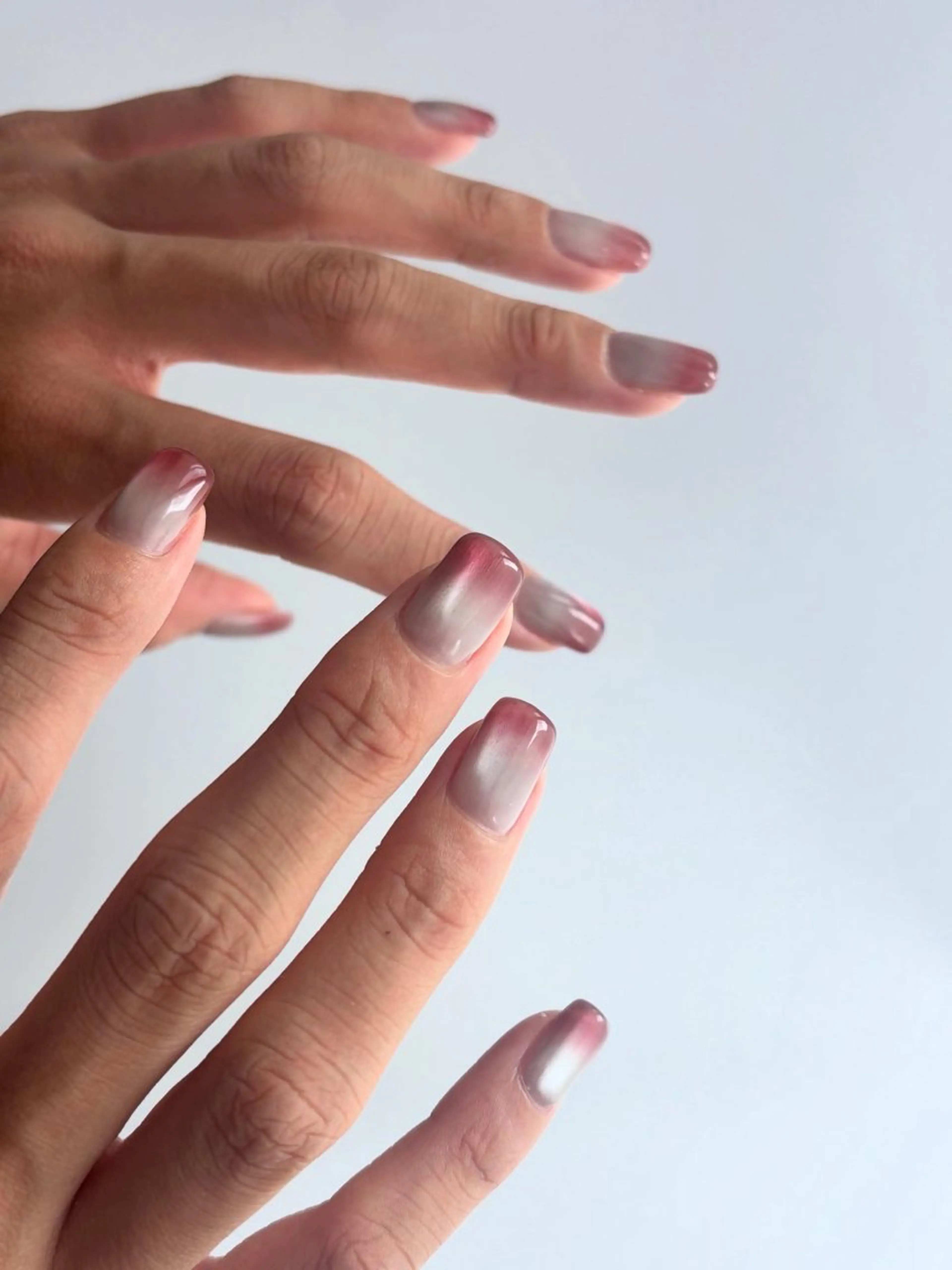 ネイル ボルドー クリアネイル グラデーション ハンドネイル Elio所属・Elio 国泰寺のネイルデザイン