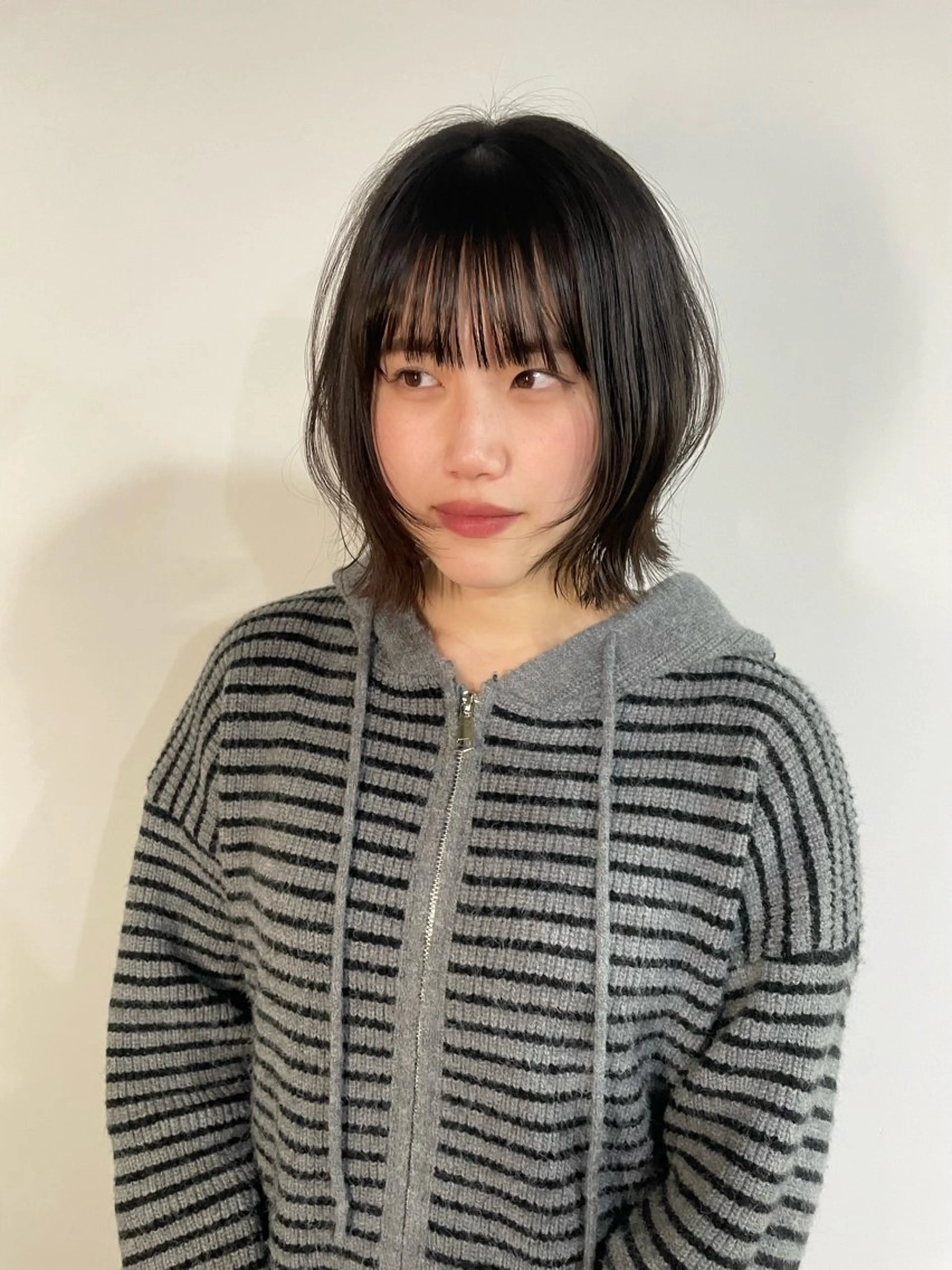 ミディアム カラー ヘアカラー カットモデル/ ハイトーン/ゆうあのヘアスタイル