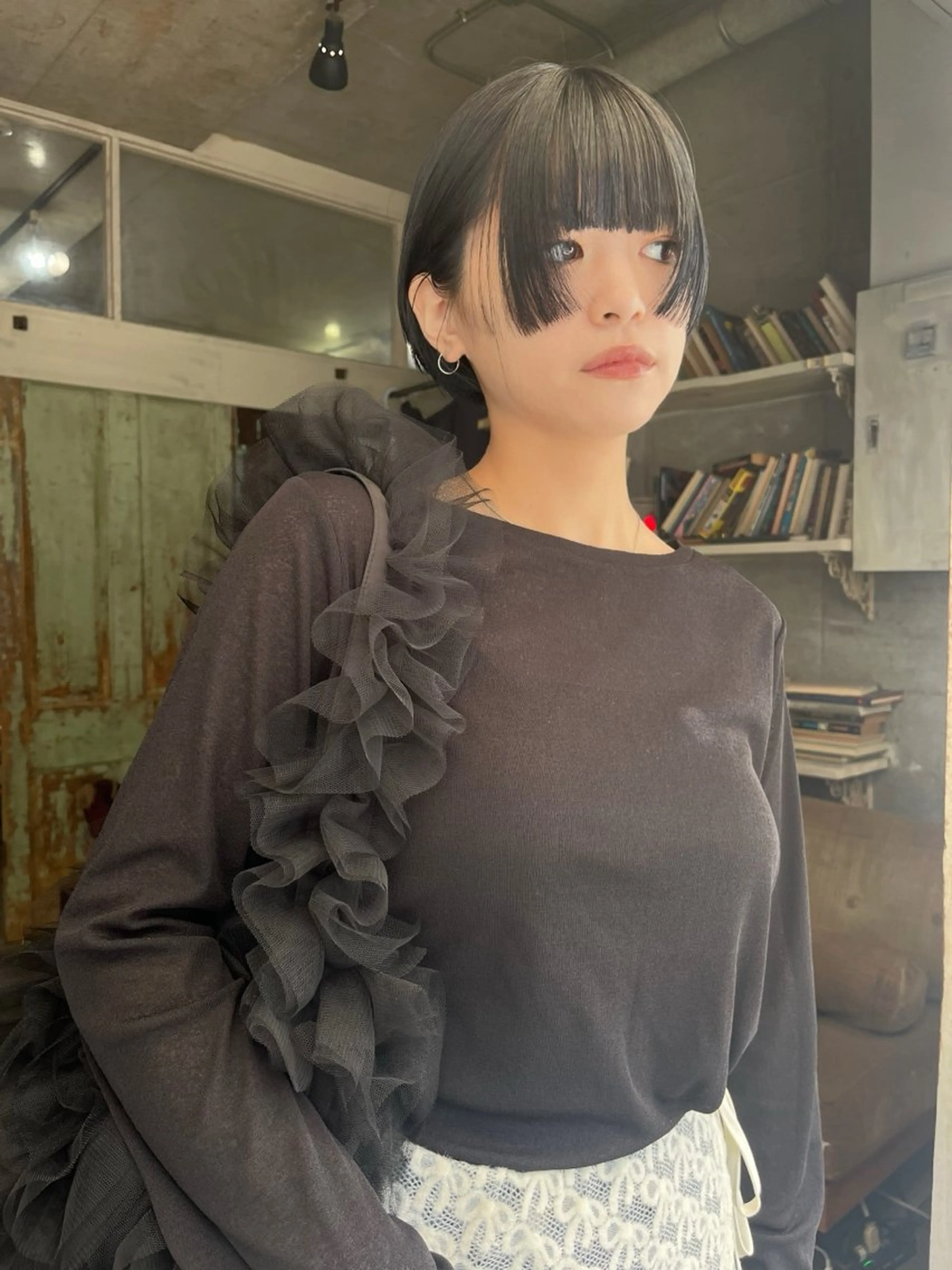 ショート カラー カット ヘアカラー トリートメント ハイトーン/顔まわり レイヤー/YUKAのヘアスタイル