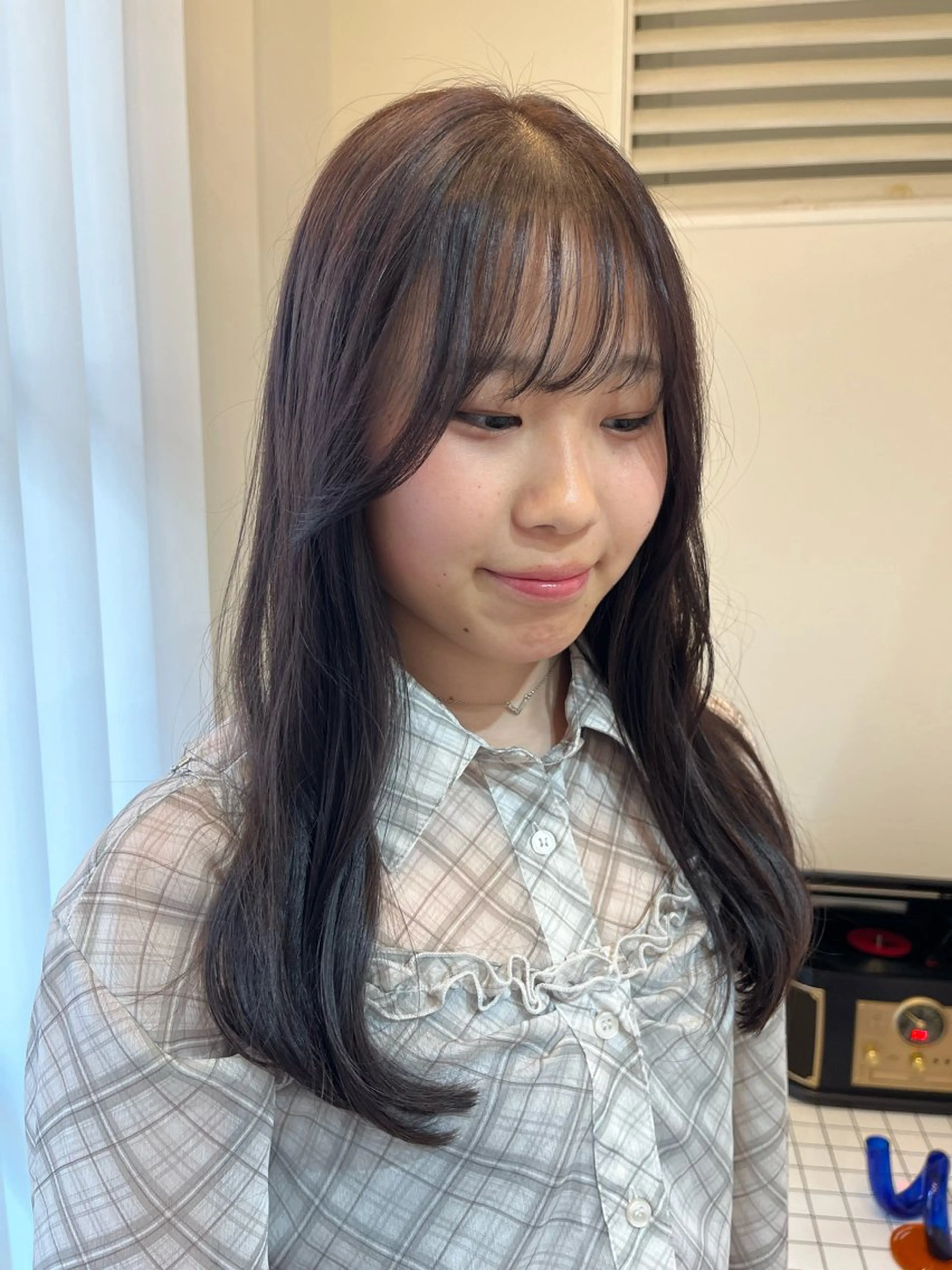 ロング アッシュ ヘアカラー 透明感カラー♡ 岡部瑠里のヘアスタイル