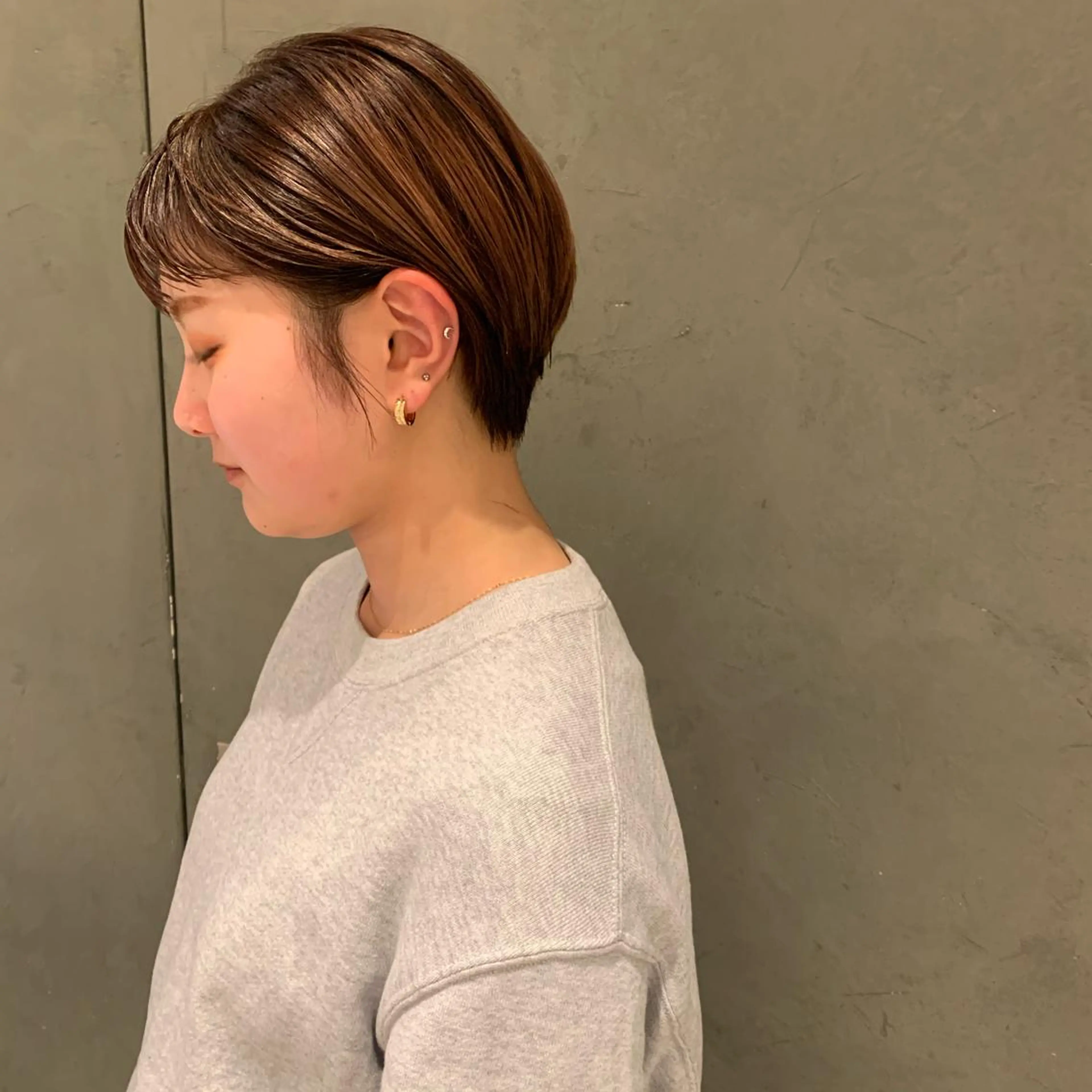 ショート ヘアカラー トリートメント SAKINO. ベージュカラーのヘアスタイル