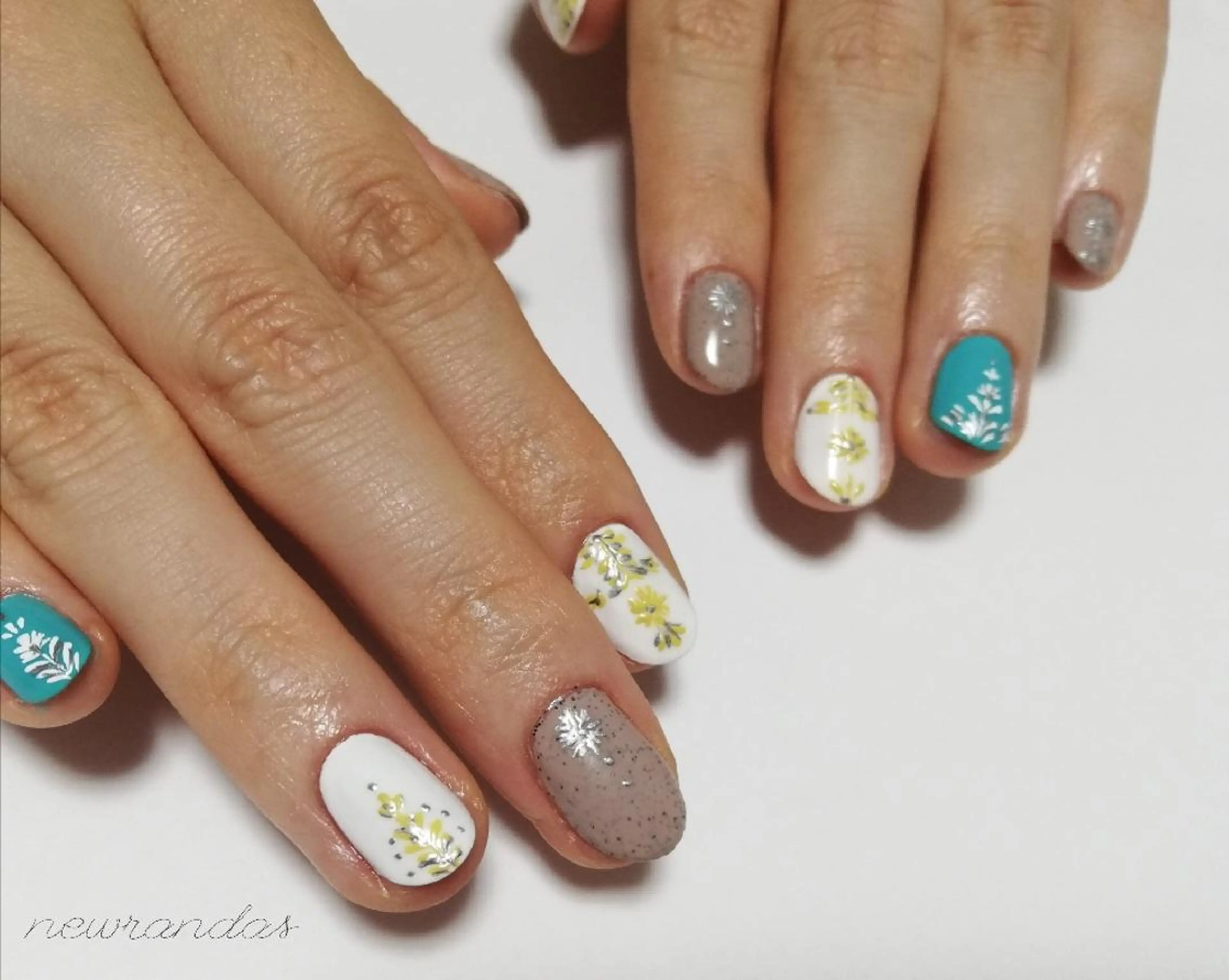 ネイル ハンドネイル newrandas hitomiのネイルデザイン