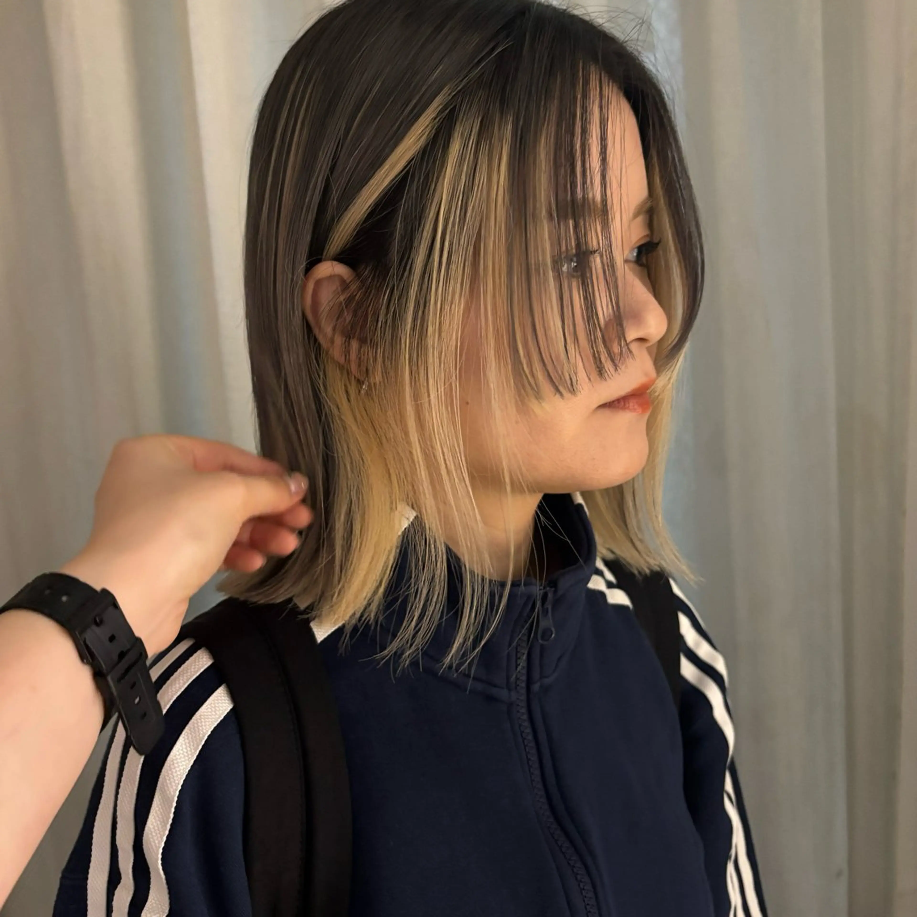 ミディアム 顔まわりレイヤー 顔周りカット レイヤーカット Fuka🫧 ボブモデル募集中のヘアスタイル