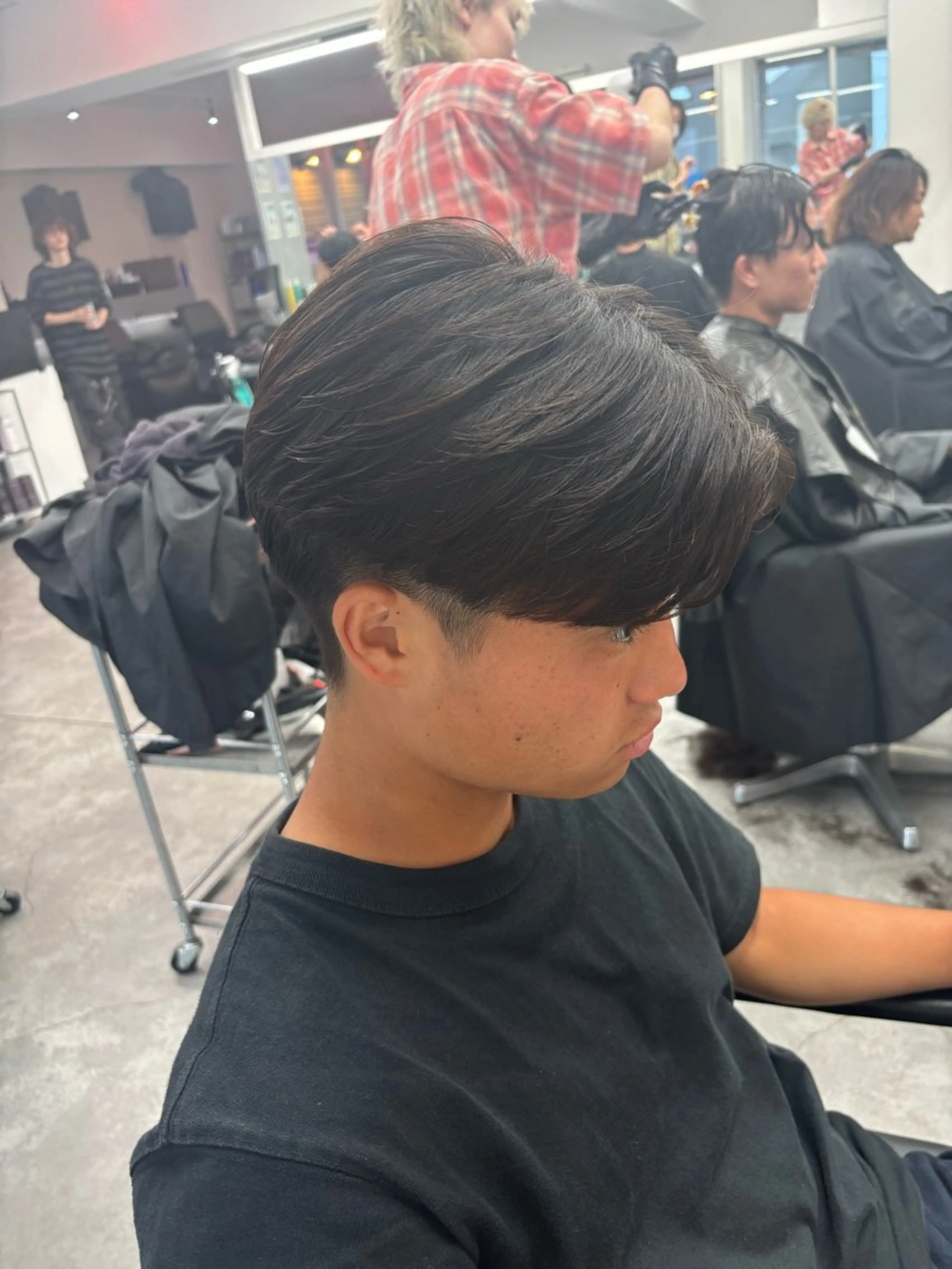 メンズ メンズ特化✨️ 韓国風パーマ🔥一八のヘアスタイル