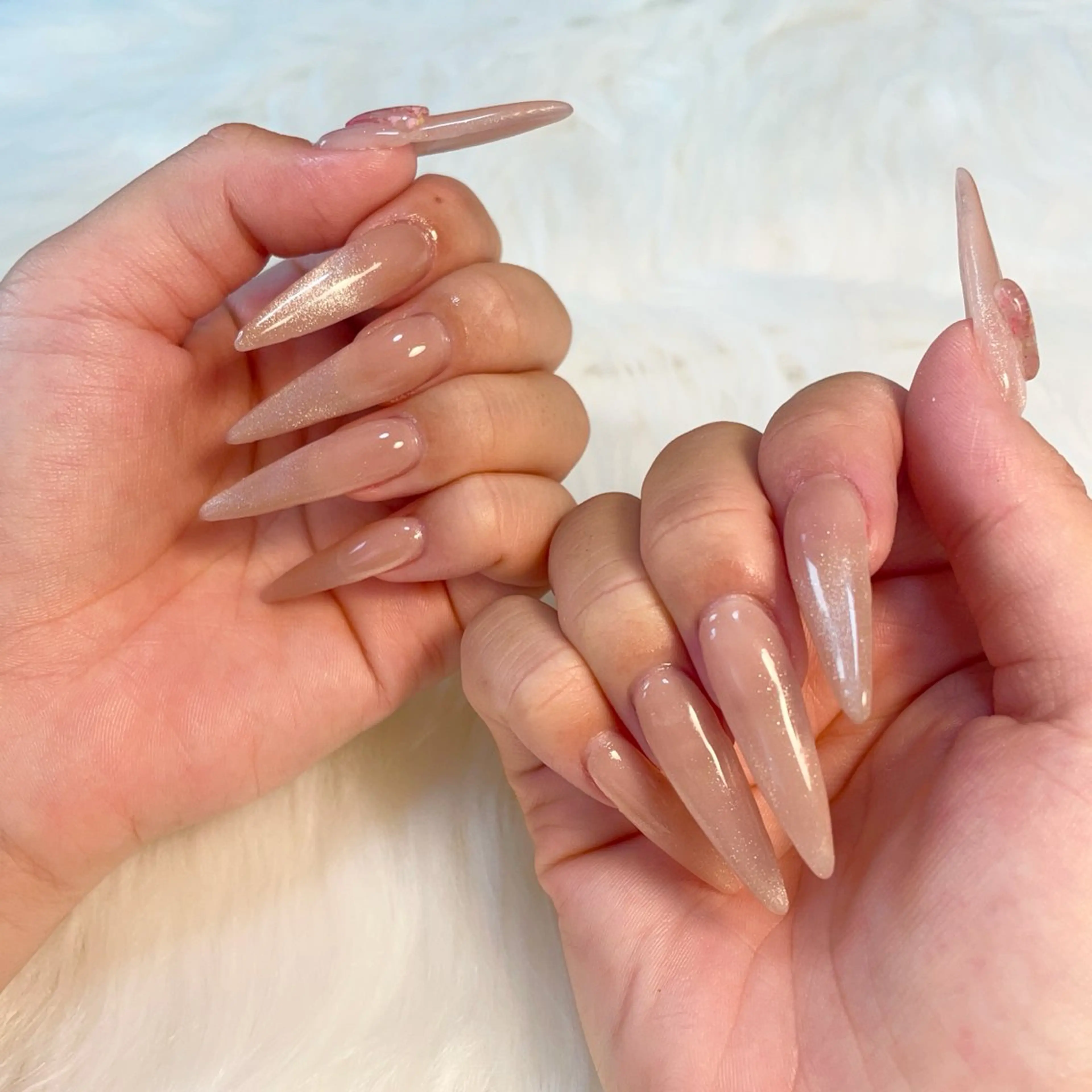 🫧🐠フラッシュ/ラメのロングコース🦋🌻10本長さだし♡ジェルオフ無料の写真