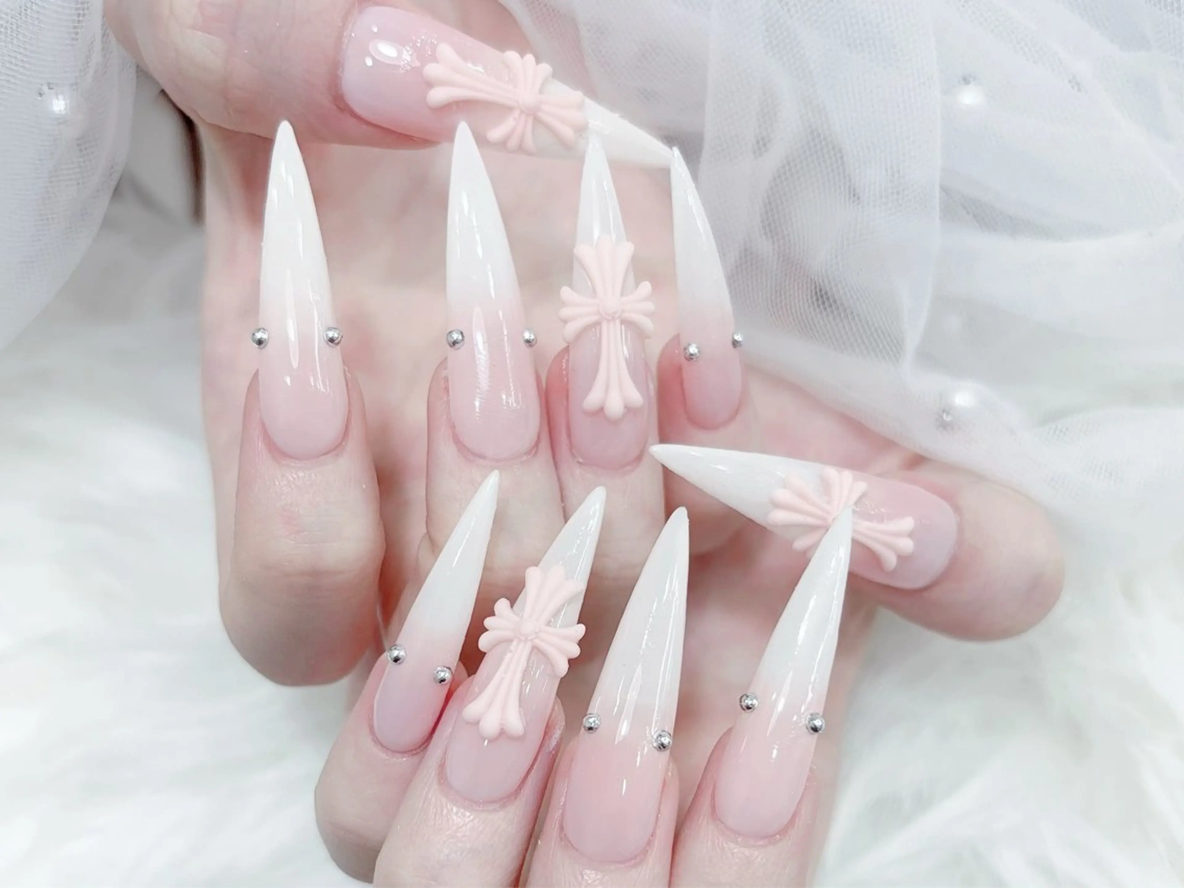 ネイル 成人式 マグネットネイル 大理石ネイル(マーブル) リボン 夏ネイル ハンドネイル MoMoA Nail ネイル長さ出し専門店のネイルデザイン