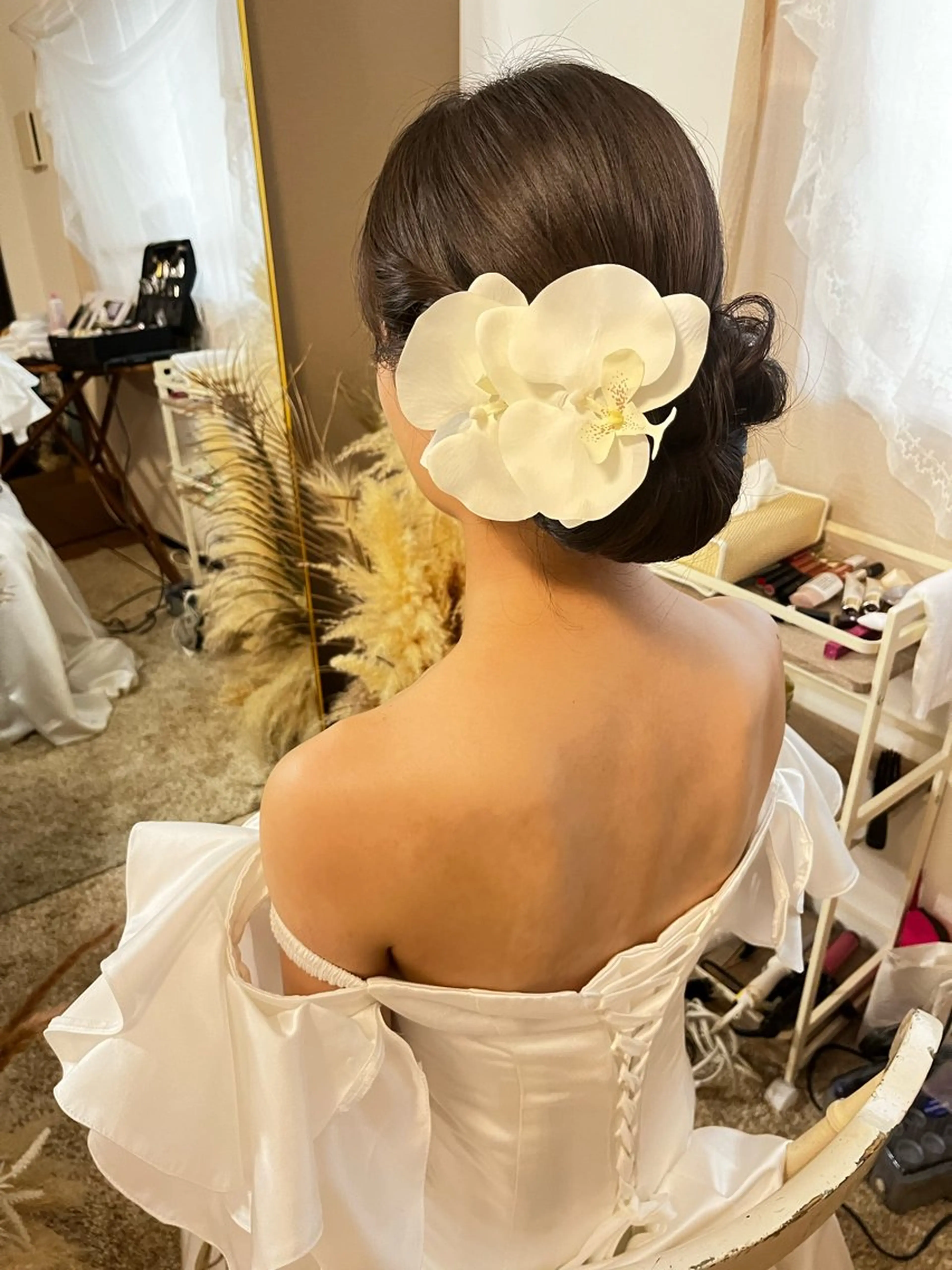 セミロング ヘアアレンジ ヘアセット Orla 🌿chiekoの眉毛・アイブロウイメージ