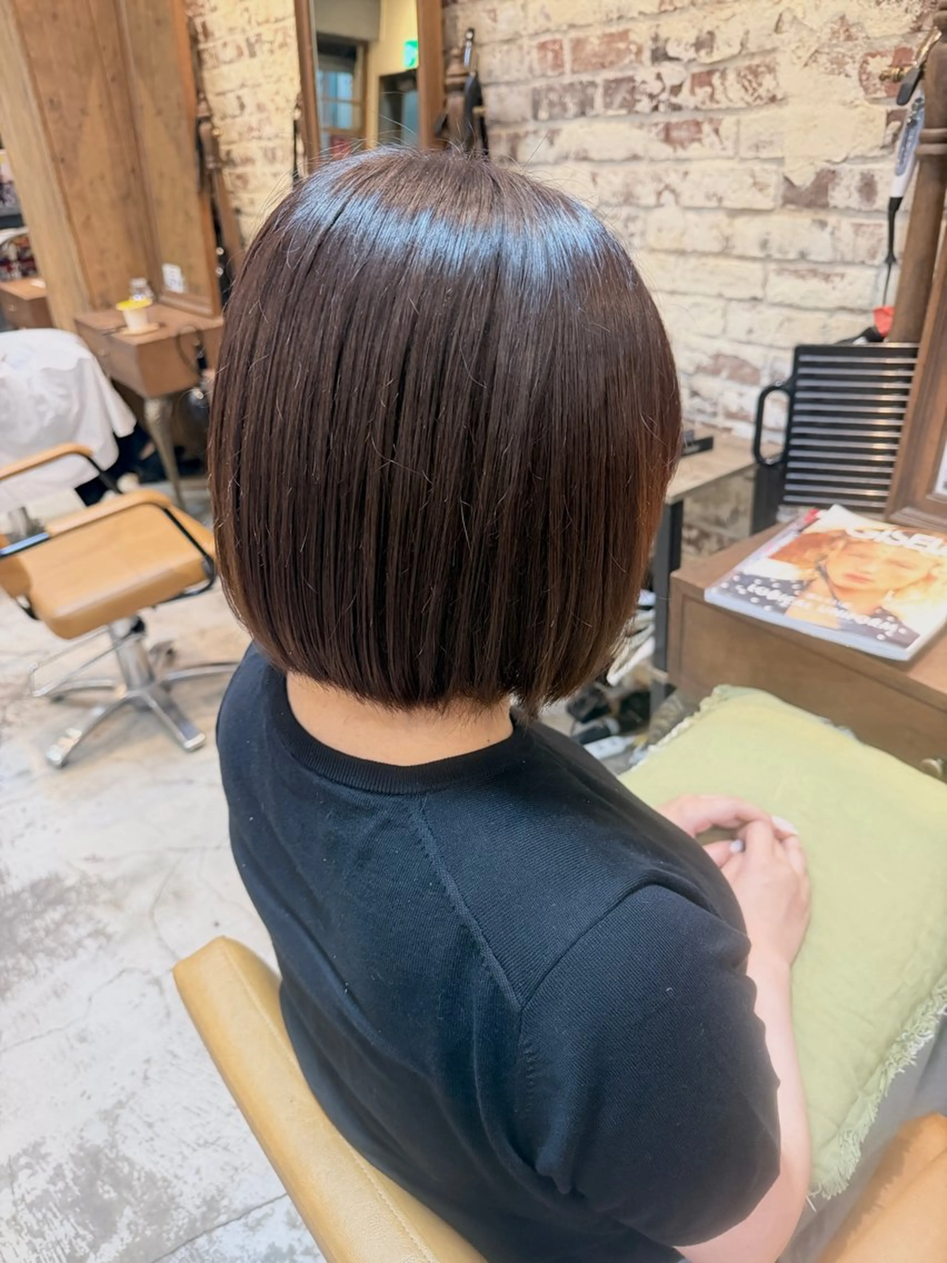 ショート カラー ブラウンカラー ラベンダーカラー ラベンダーブラウン ボブ 韓国風ヘア カット ヘアカラー トリートメント 七井 香奈 (なないかな)のヘアスタイル