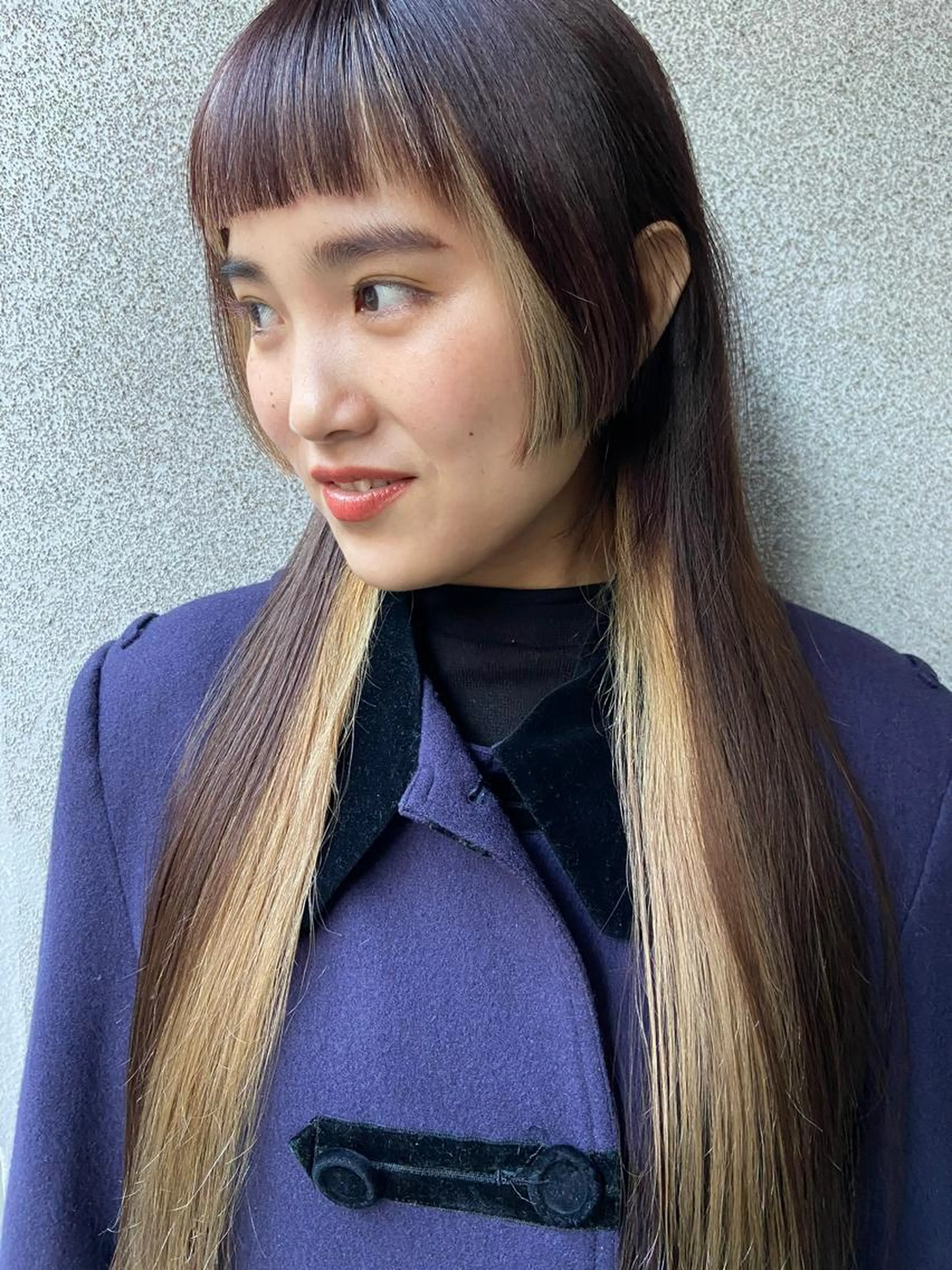 似合わせカット+イヤリングカラー(ブリーチ込み)+3ステップトリートメントの写真