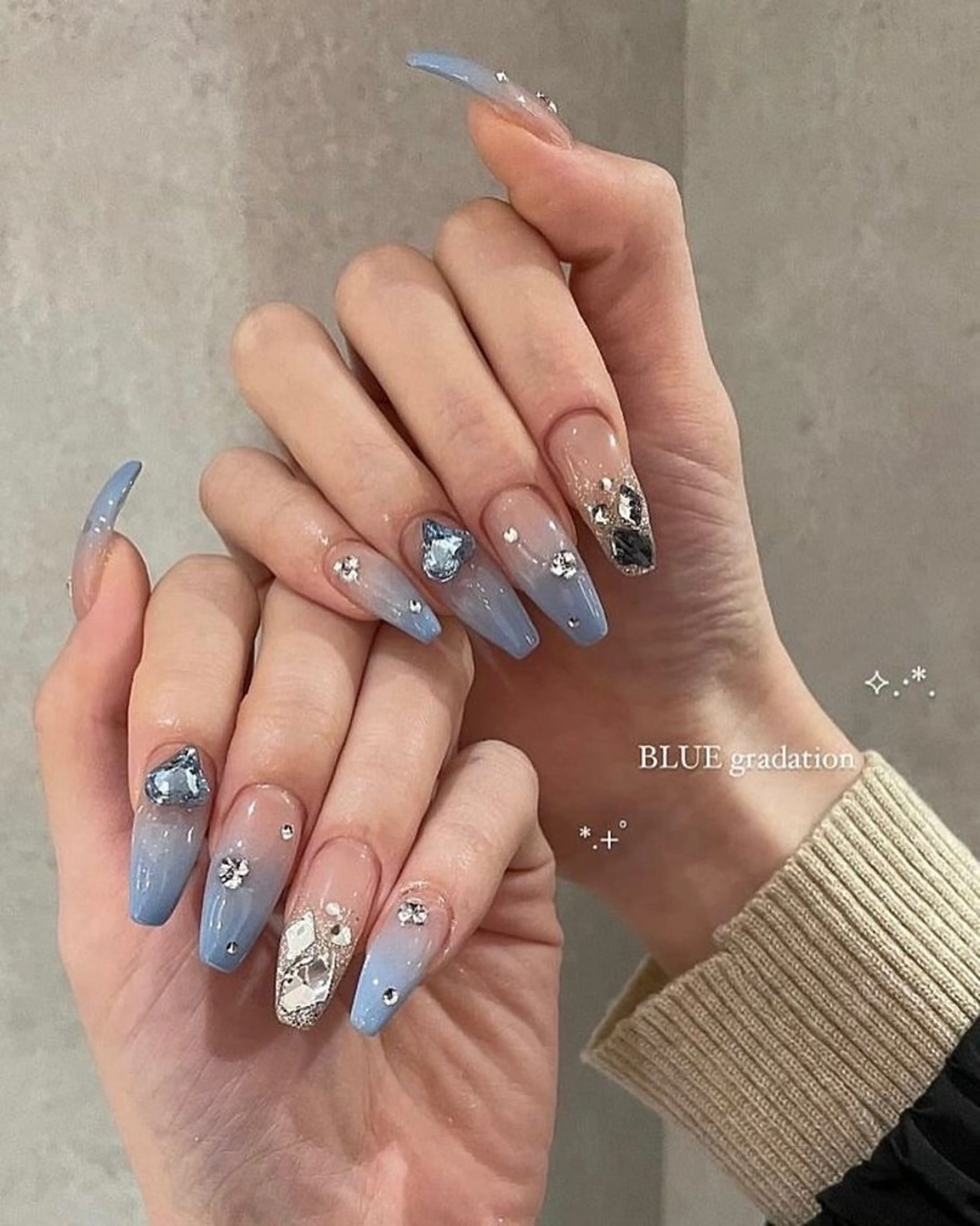 ネイル ワンカラーネイル ハンドネイル 波 なみのネイルデザイン