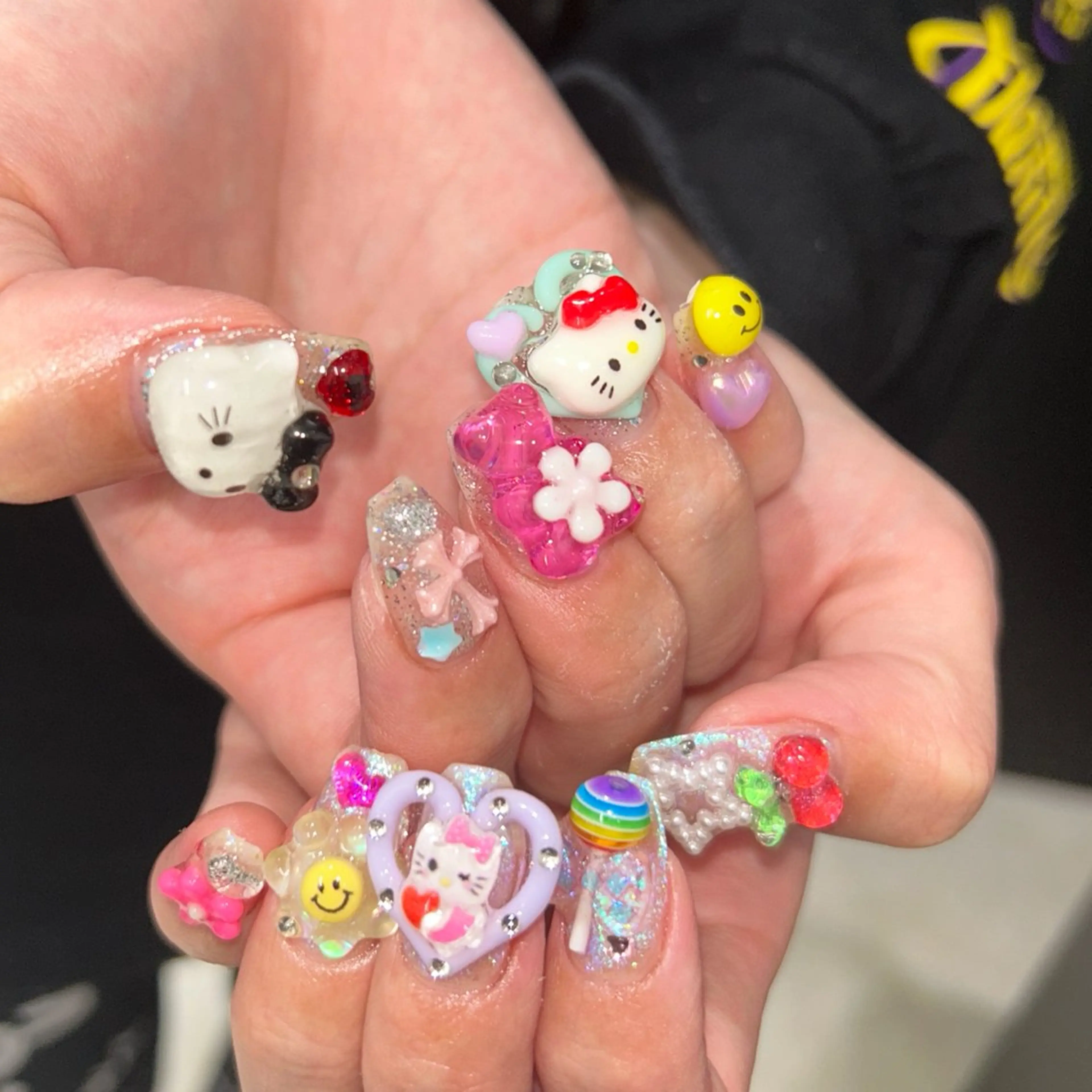 ネイル MODA MANAMIᵕ̈のネイルデザイン